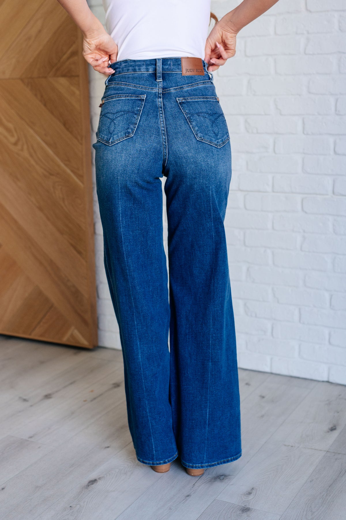 Eliza High Rise Control Top Retro Wide Leg Jeans - 9/25/2024