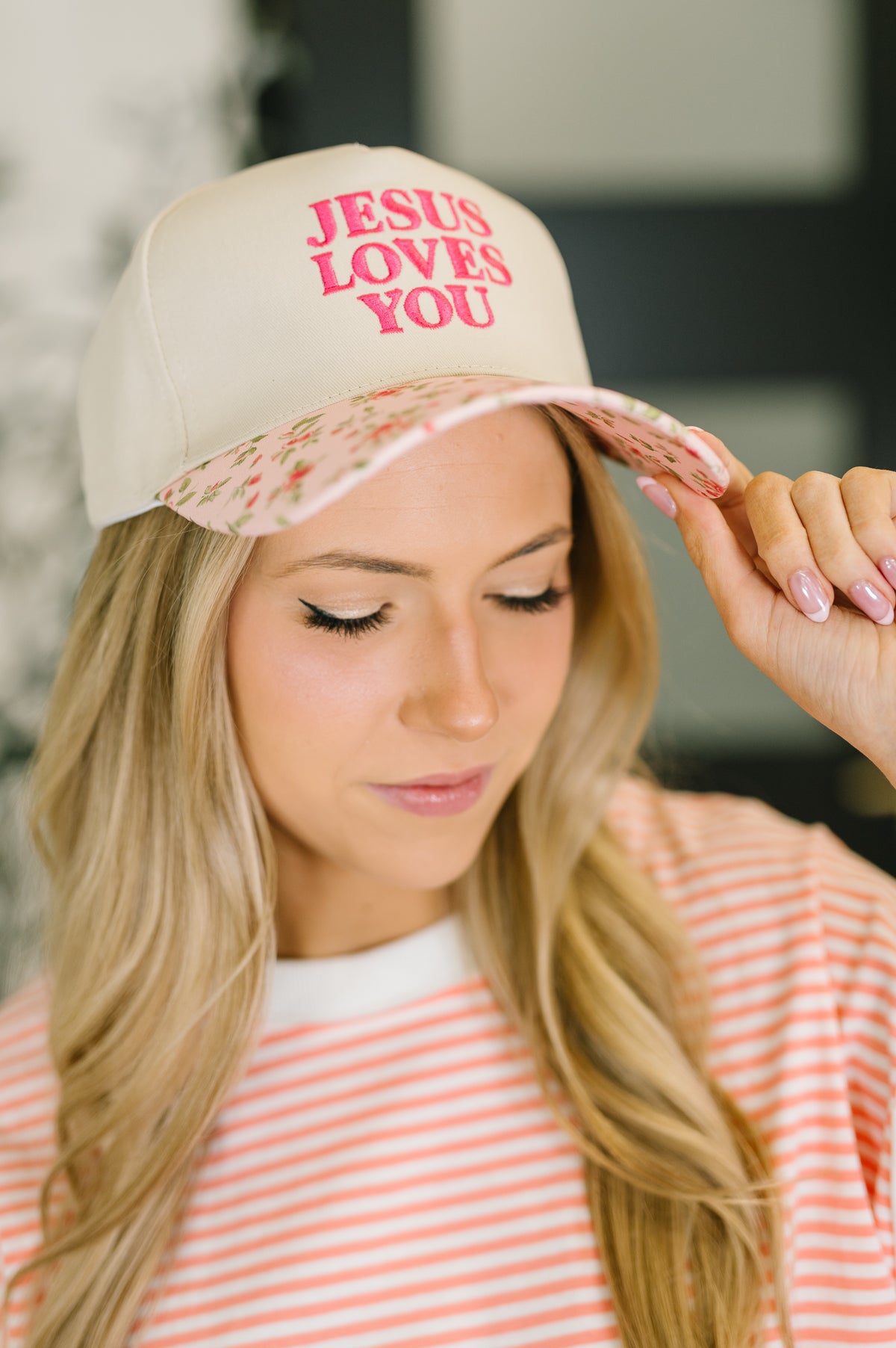 Jesus Loves You Canvas Floral Hat - 2/10/2026