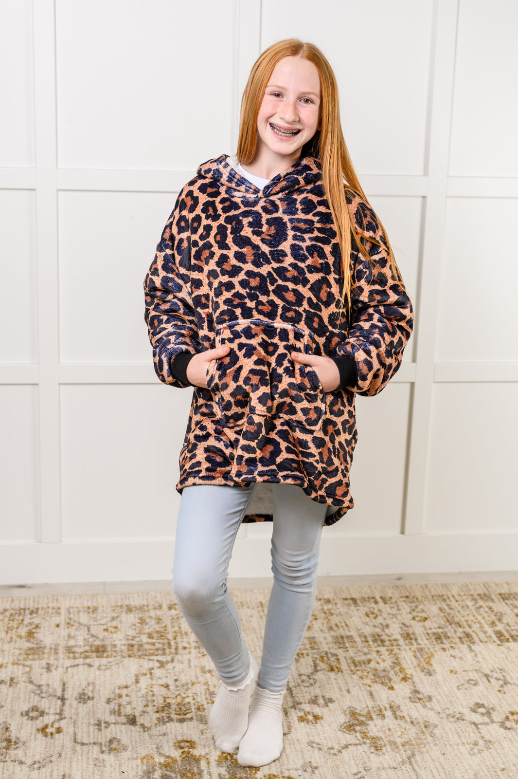 Kids Oversized Hoodie Blanket in Leopard - 12/6/2024