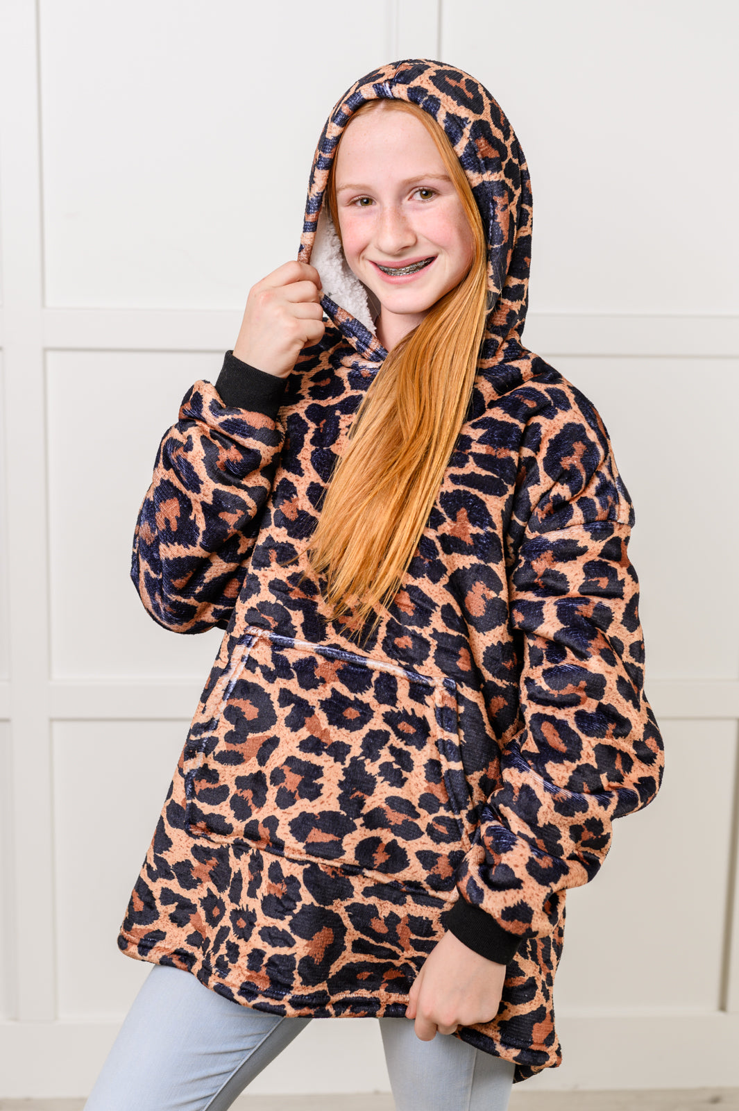 Kids Oversized Hoodie Blanket in Leopard - 12/6/2024