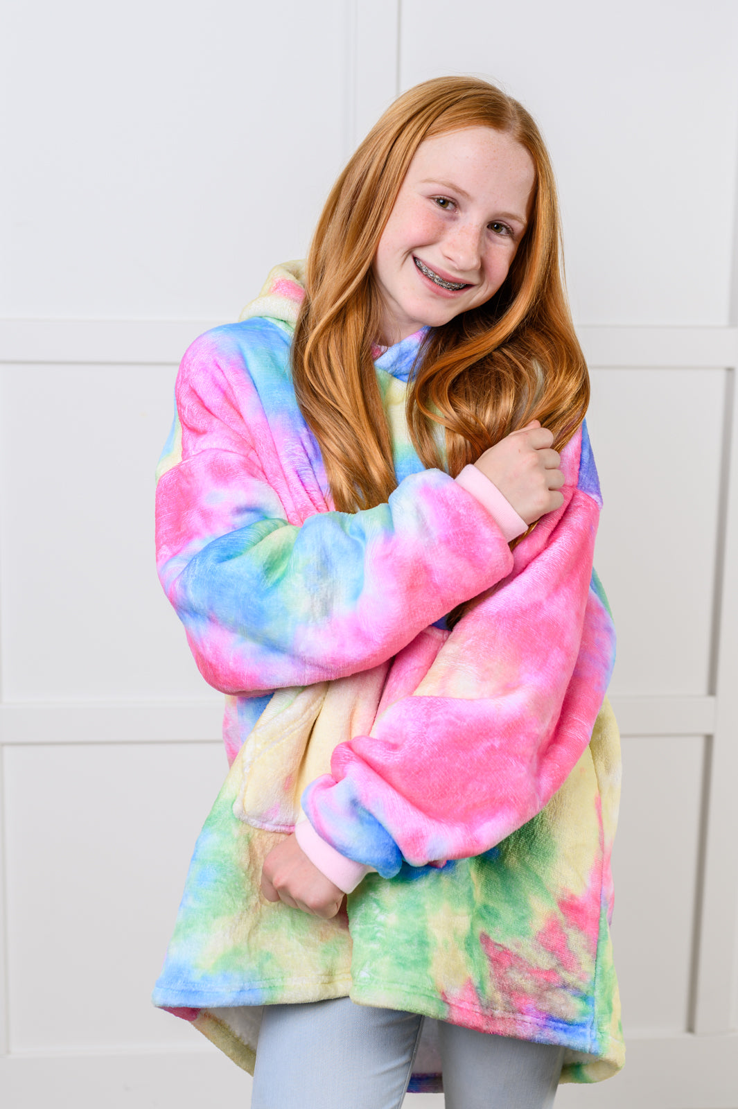 Kids Oversized Hoodie Blanket in Rainbow - 12/6/2024