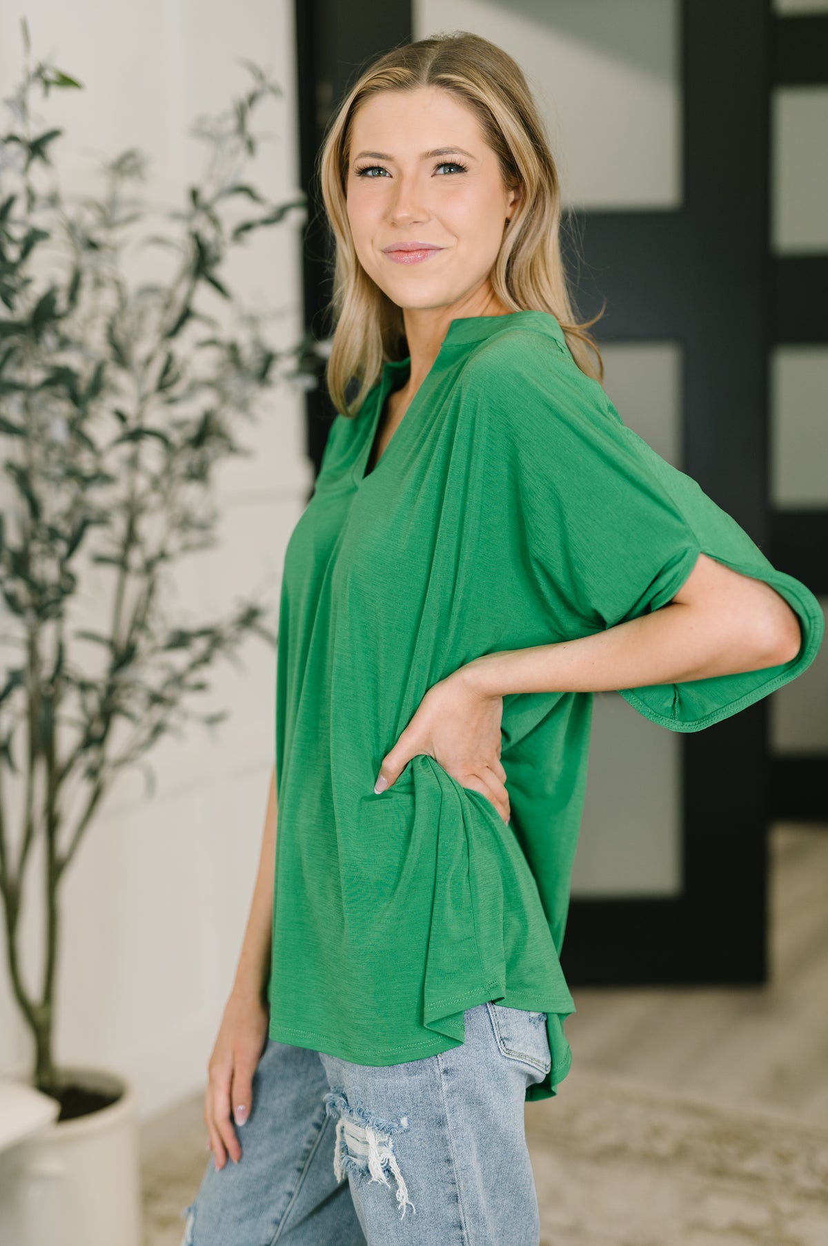 Lizzy Breeze Top in Kelly Green - 2/10/2026
