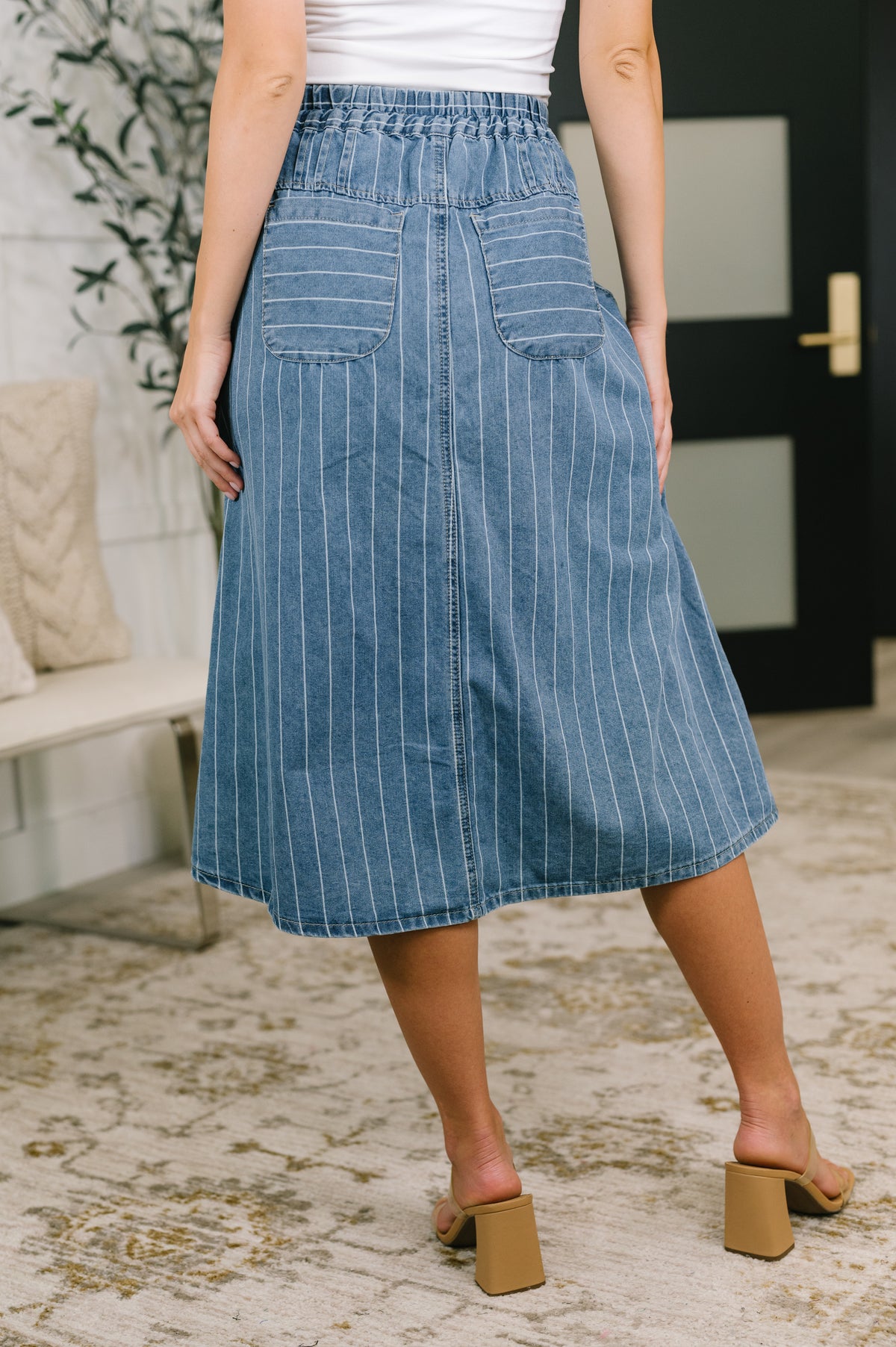 Local Girl High Waisted Skirt - 8/14/2026