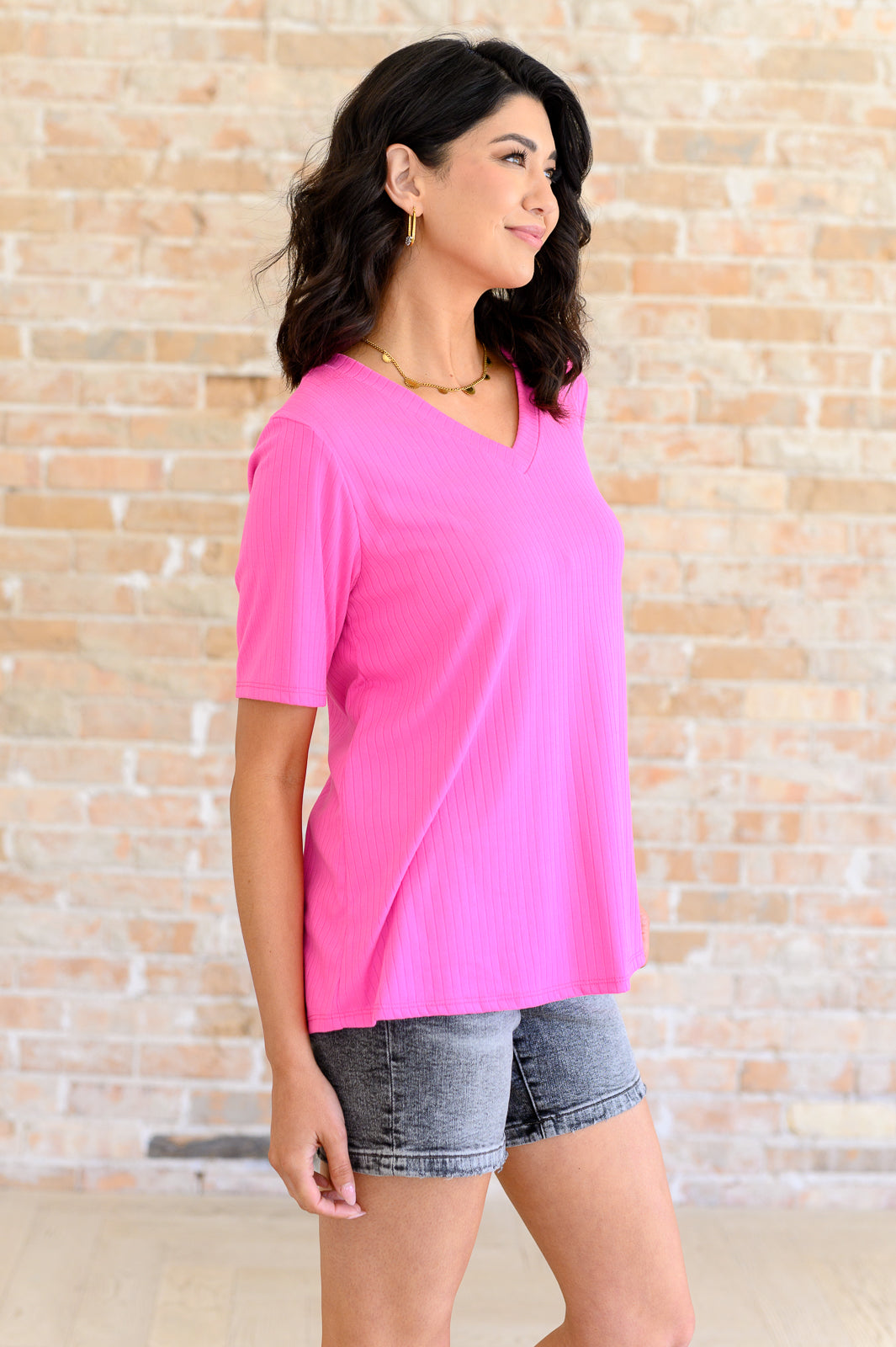 Lonesome Valley V-Neck Ribbed Top - 6/13/2024
