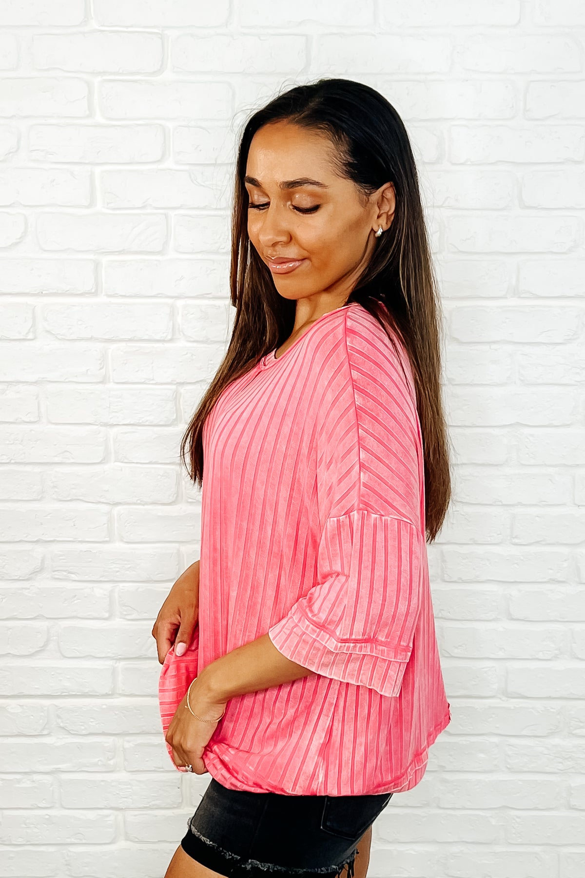 Loosely Speaking Oversized Basic Top in Fuchsia - 4/2/2025