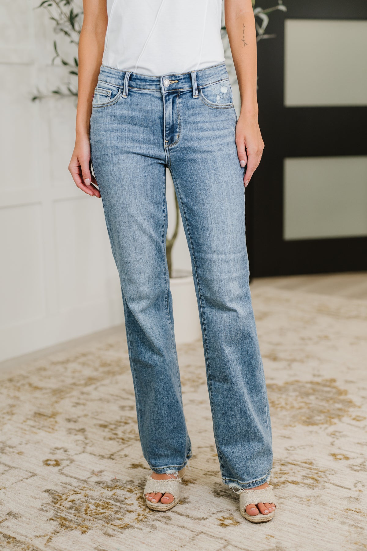 Lorena Mid Rise Vintage Wash Bootcut Jeans - 6/11/2025 NEW