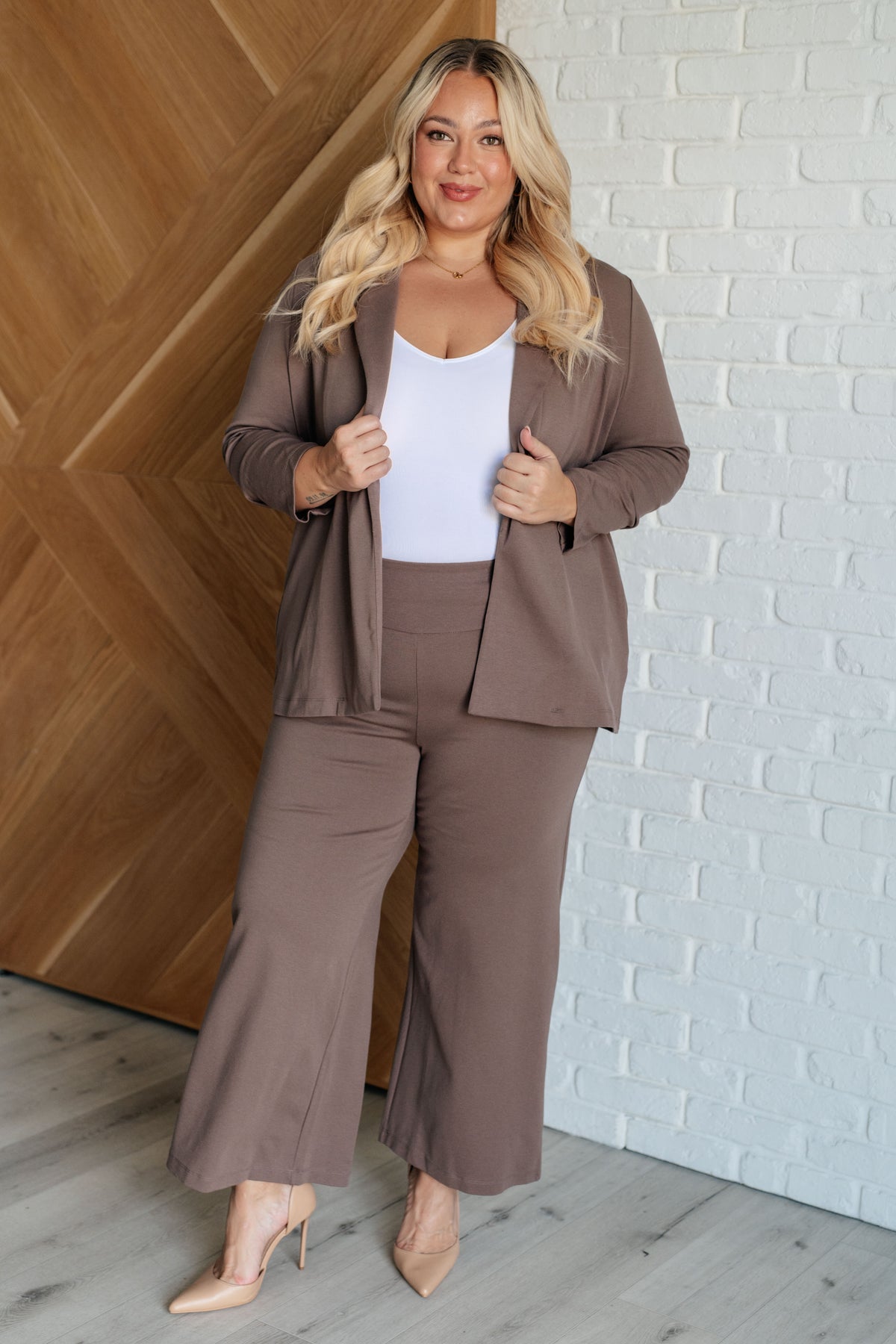 Magic Wide Leg Crop Pants in Dark Mocha - 10/3/2024