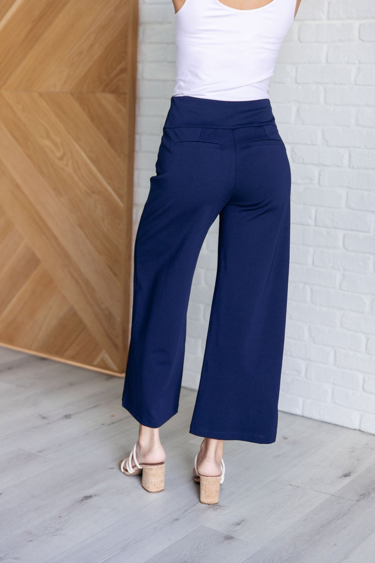 Magic Wide Leg Crop Pants in Navy - 9/12/2024