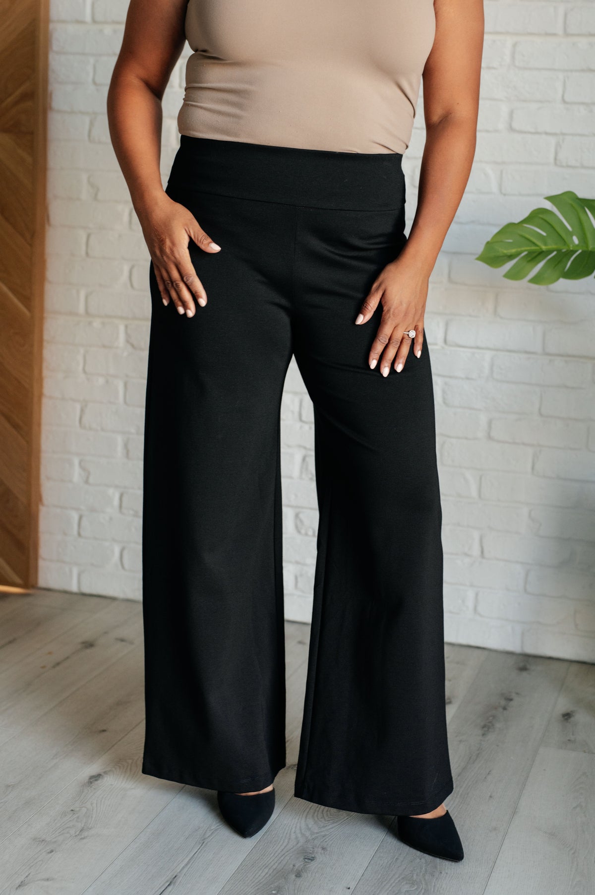 Magic Wide Leg Pants in Black - 10/24/2024