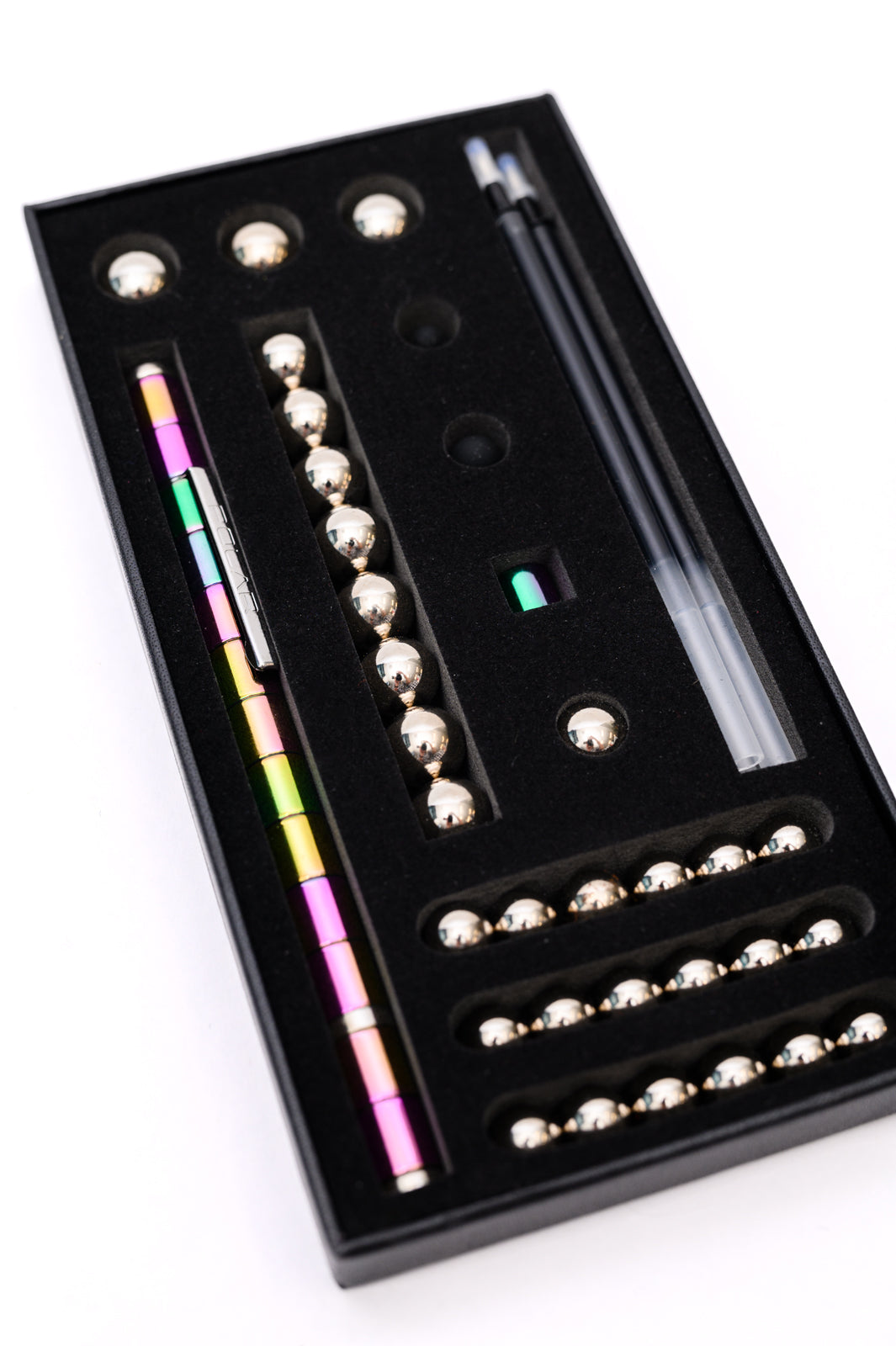 Magnetic Fidget Pen in Rainbow - 11/20/2023