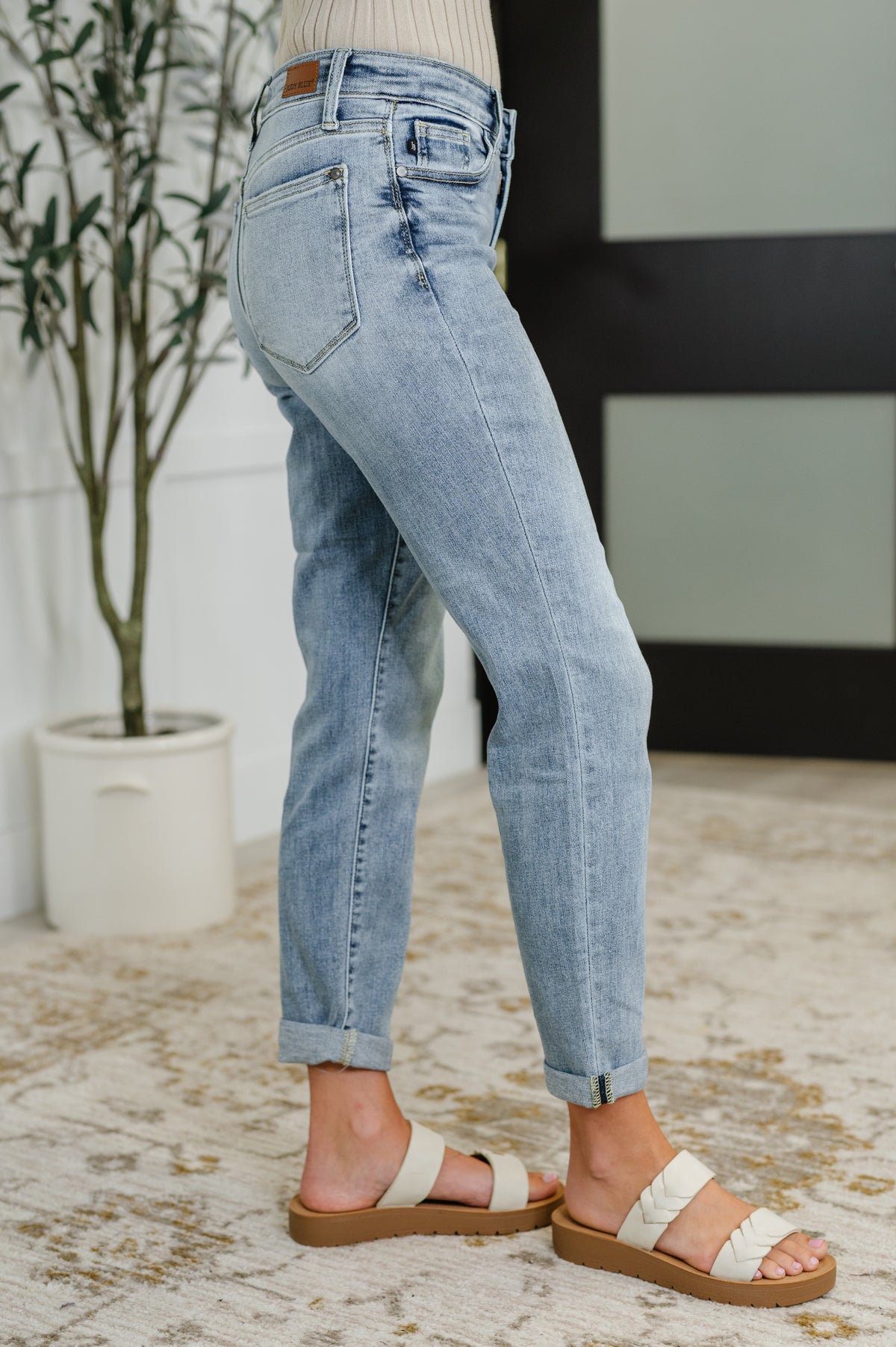 Mallory Mid Rise Bleach Wash Boyfriend Jeans - 8/6/2025