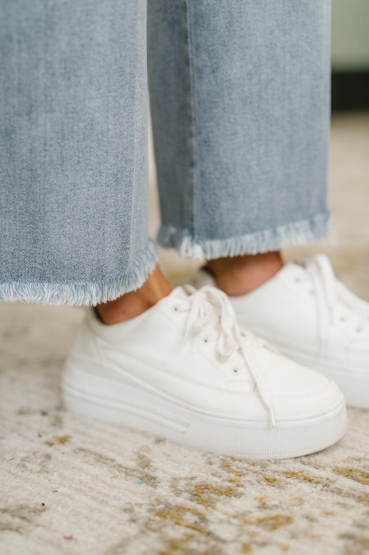 Mary Mid Rise Ankle Wide Leg + Hollywood WB + Fray Hem - 2/25/2026