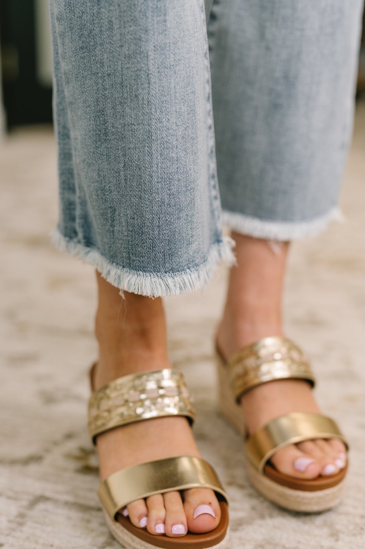 Mckaylee Mid Rise Kick Flare Jeans with Frayed Hem - 5/20/2026