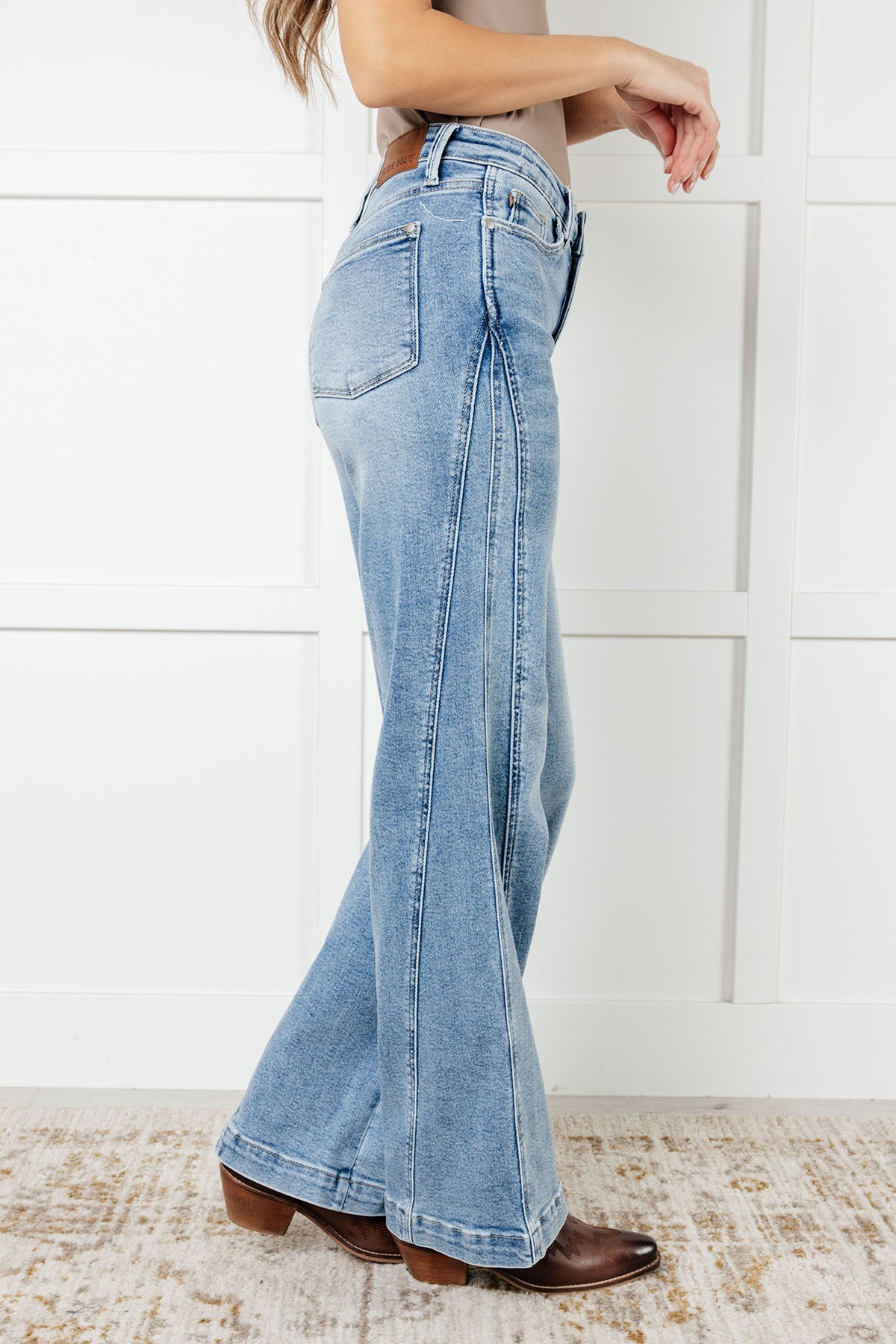 Melia High Rise Side Seam Detail Wide Leg Jeans - 12/4/2024