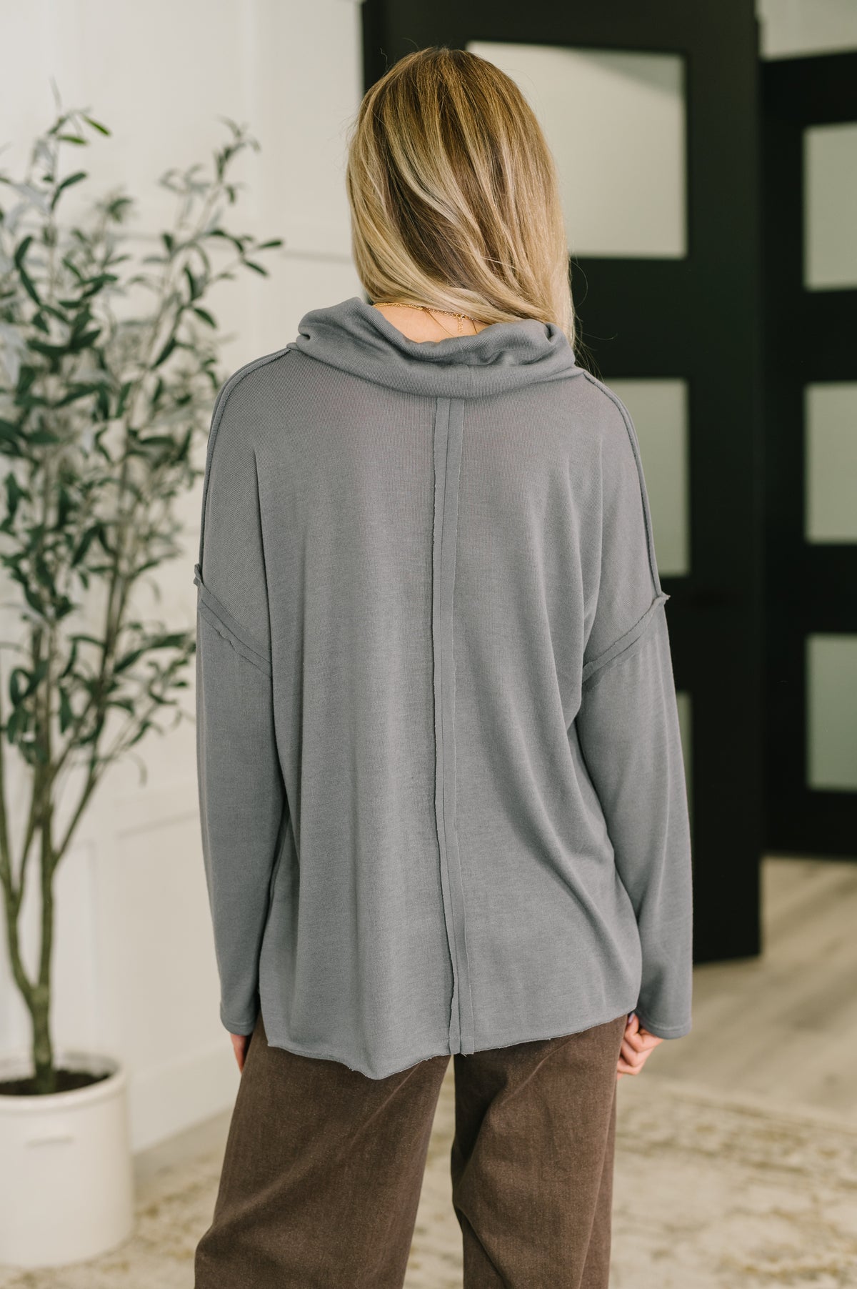 Metro Flow Center Seam Turtleneck - 10/3/2025