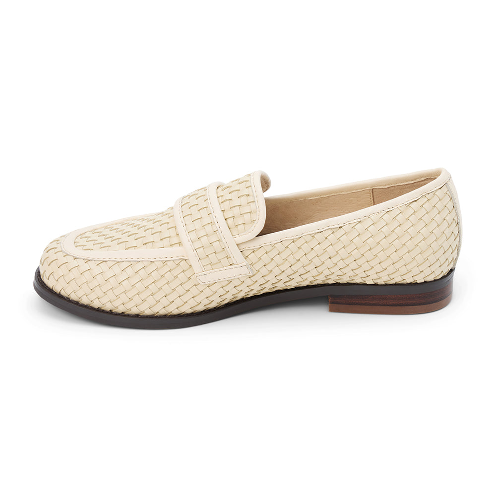 Ned Loafer – Matisse Footwear – Cream-colored woven leather loafer with a structured silhouette, round toe, and low stacked heel. A timeless menswear-inspired flat with artisanal texture and refined polish for everyday sophistication.
