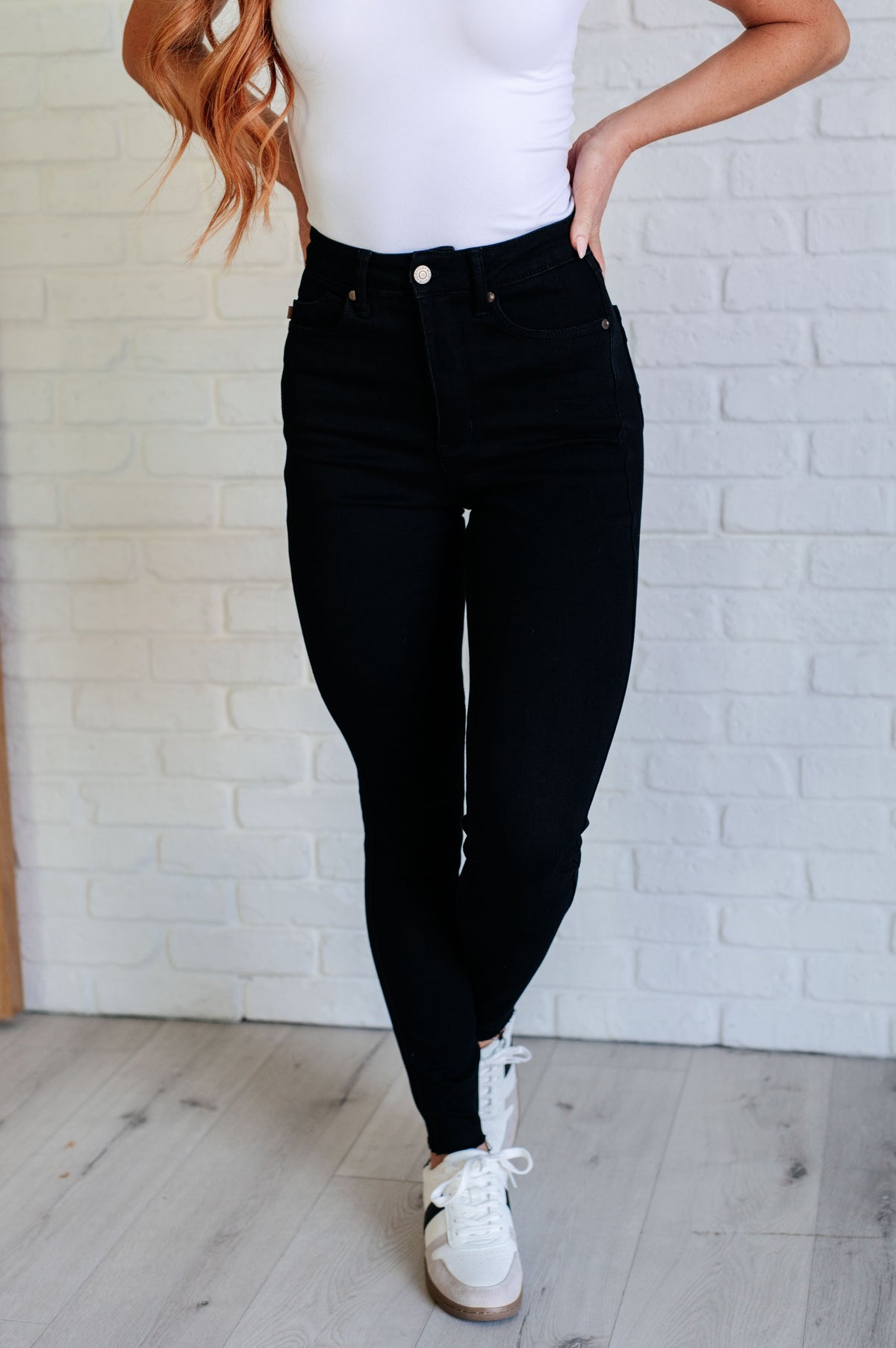 Nicole Tummy Control Skinny Jeans in Black - 9/11/2024