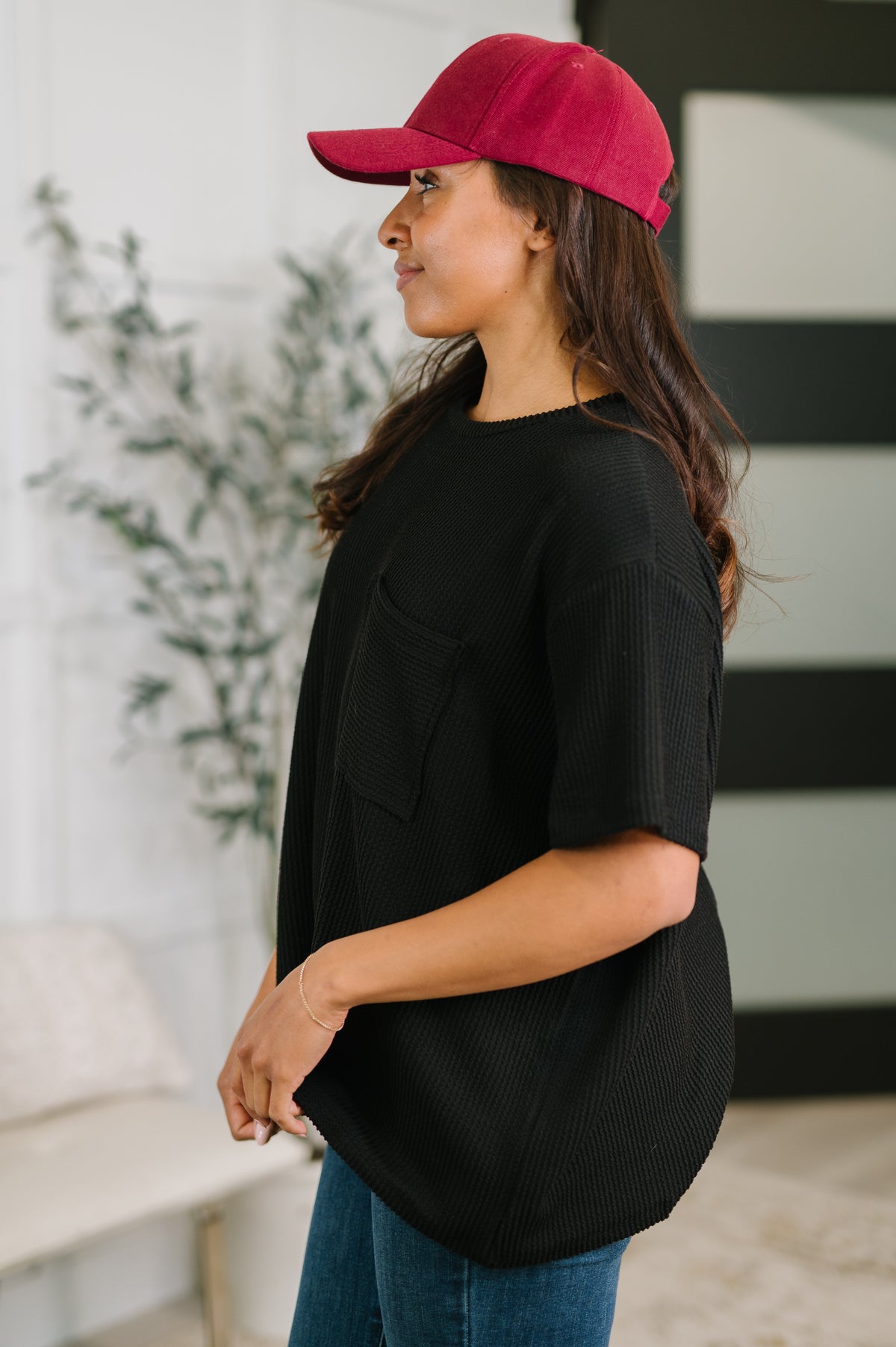 Not That complicated Textured Boxy Tee in Black - 5/6/2026