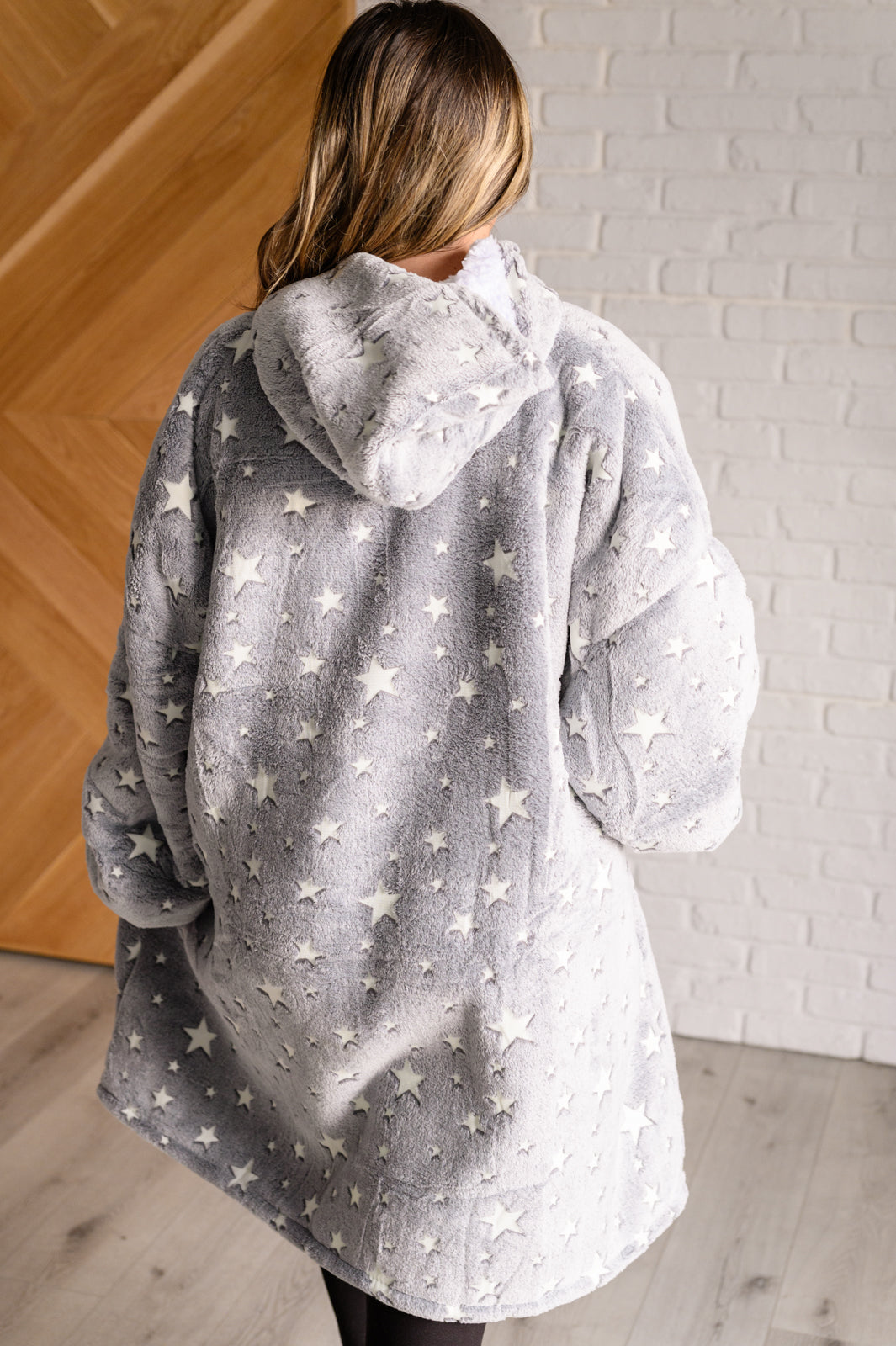 Oversized Blanket Hoodie in Grey Stars - 12/6/2024