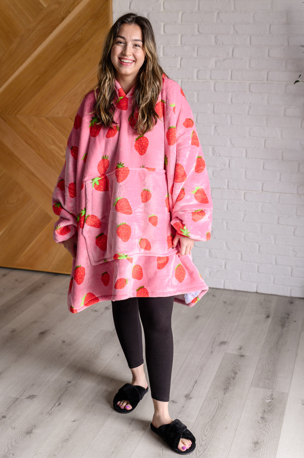 Oversized Blanket Hoodie in Strawberry - 12/6/2024