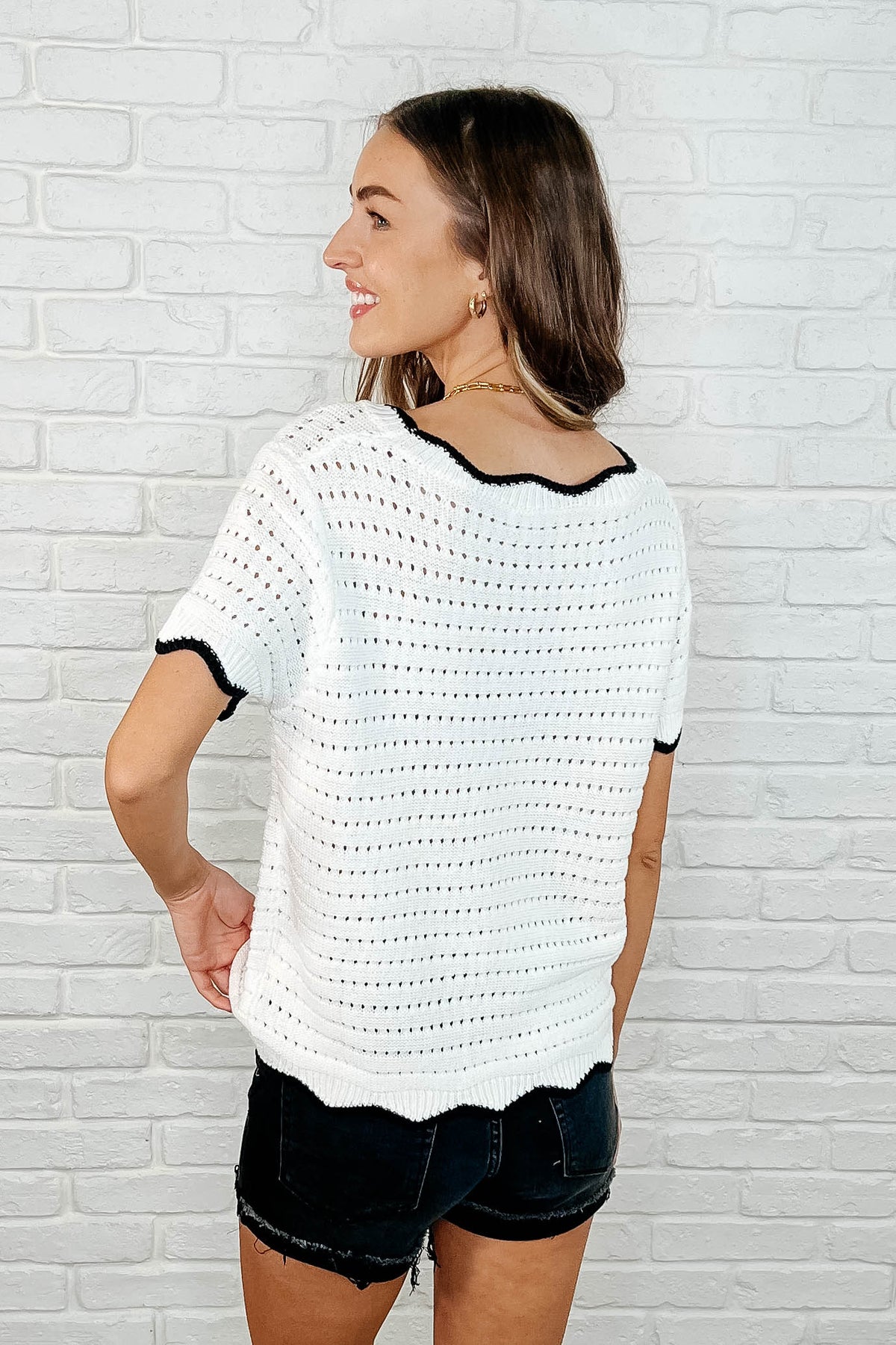 Pinkies Up Knit Top in White - 3/28/2025