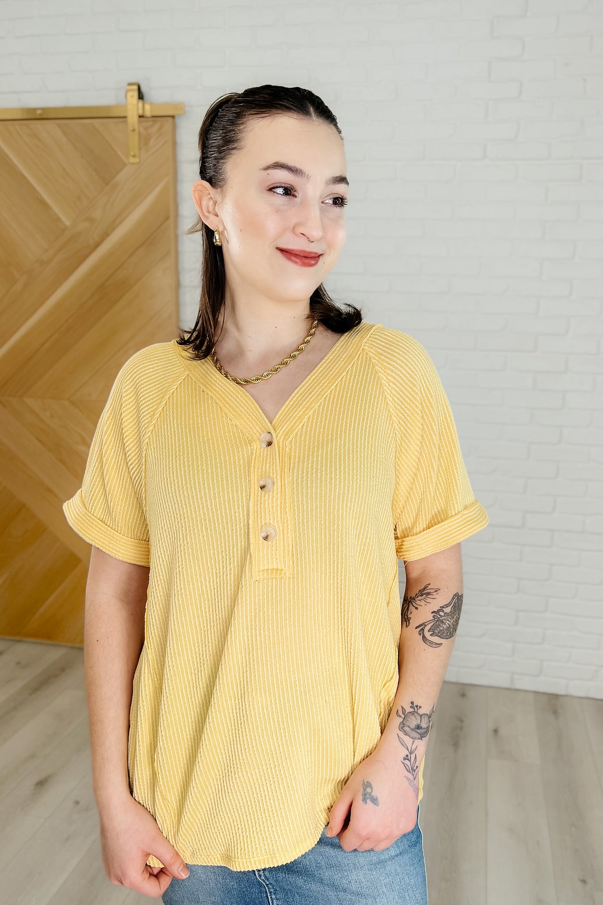 Plain and Sassy V-Neck Tee in Lemonade - 4/1/2025