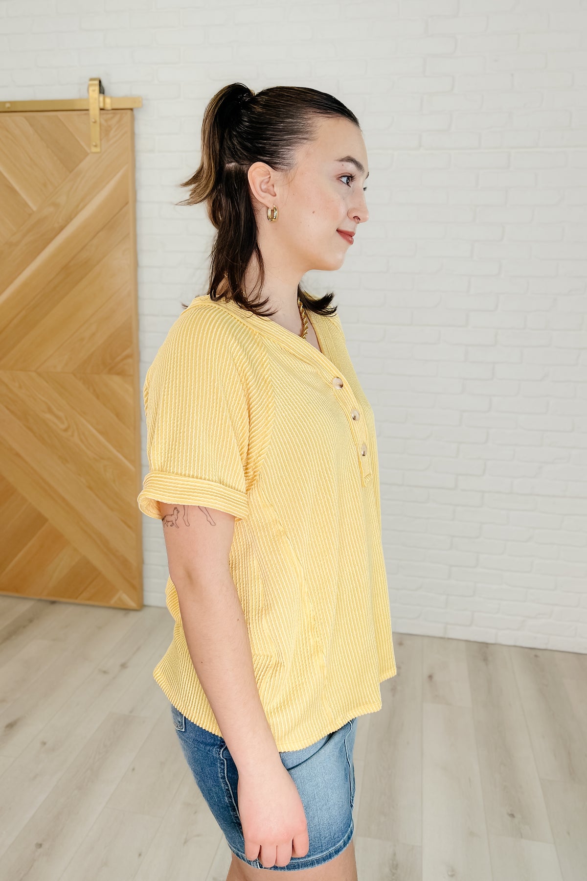 Plain and Sassy V-Neck Tee in Lemonade - 4/1/2025