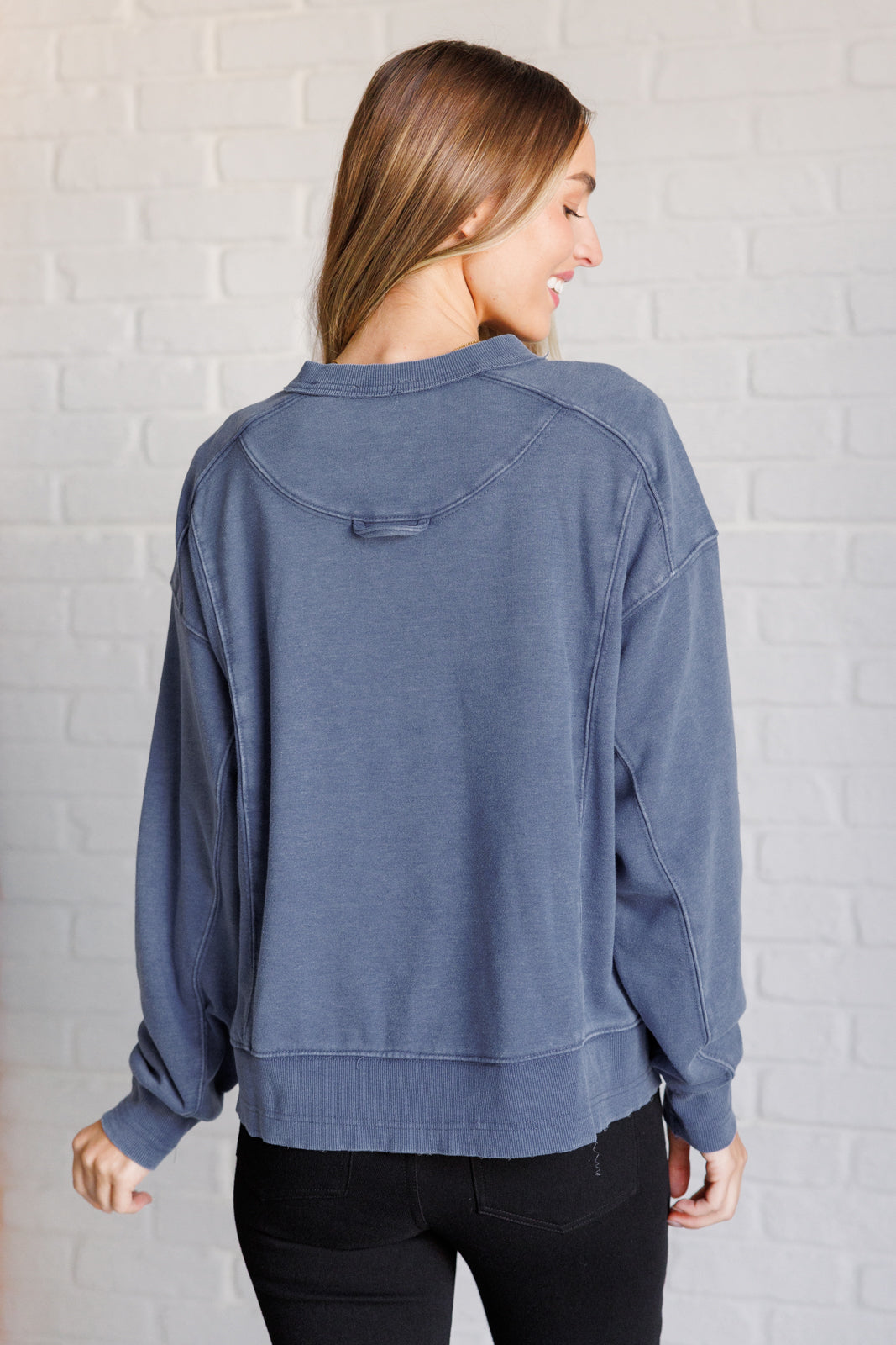 Quick Fix Mineral Wash Crew Neck Pullover in Psychic - 9/19/2024