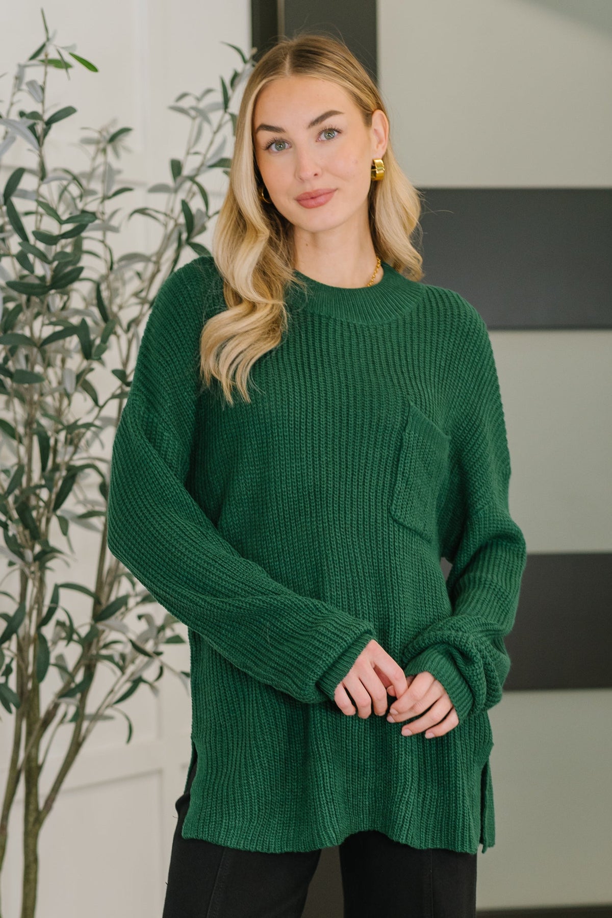 Quick Nap Textured Pullover in Hunter Green - 11/14/2025