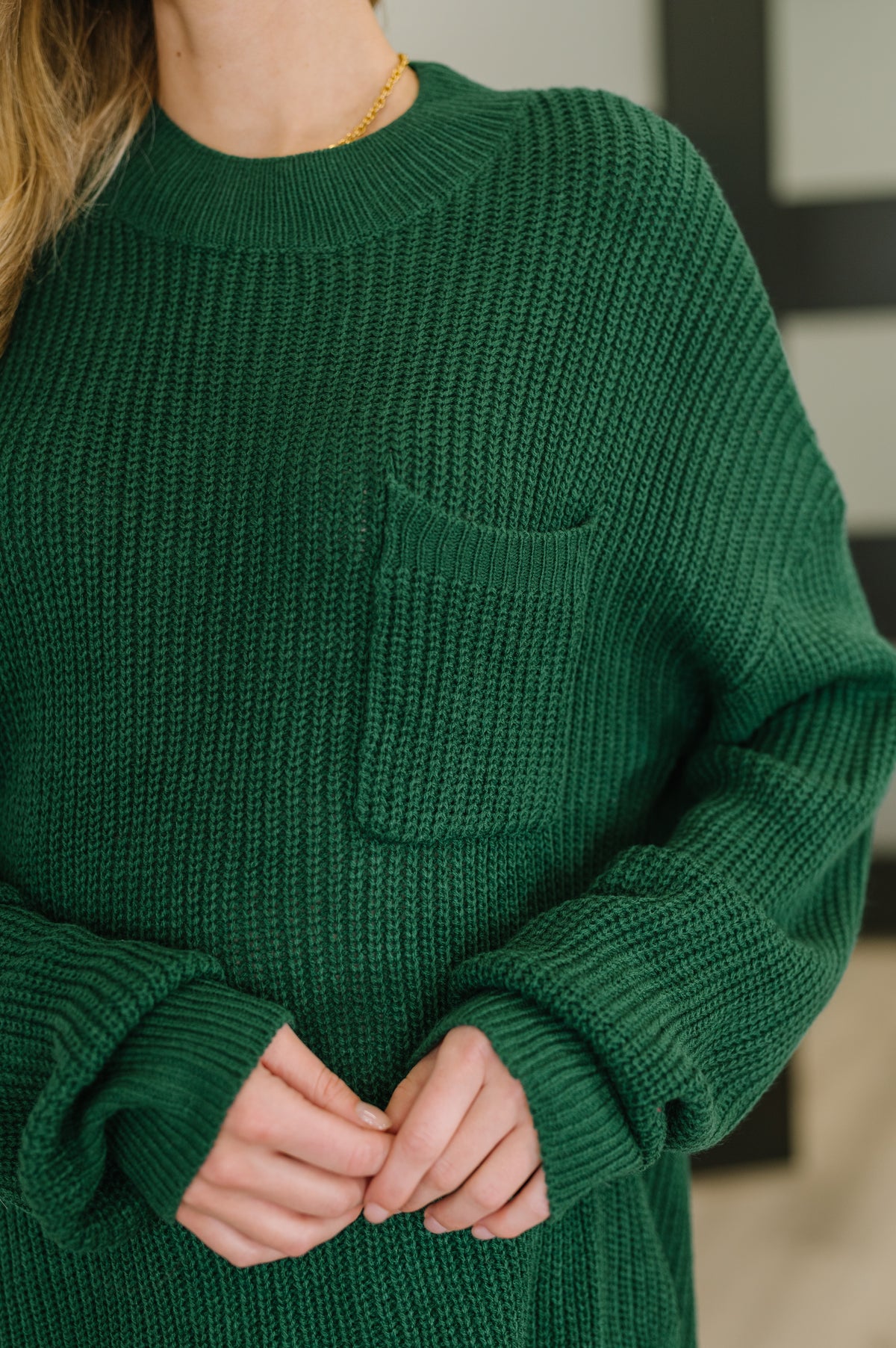 Quick Nap Textured Pullover in Hunter Green - 11/14/2025