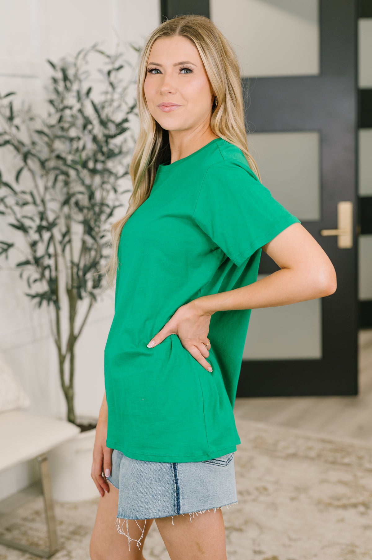 Rest Assured Basic Relaxed Tee in Kelly Green - 6/17/2026