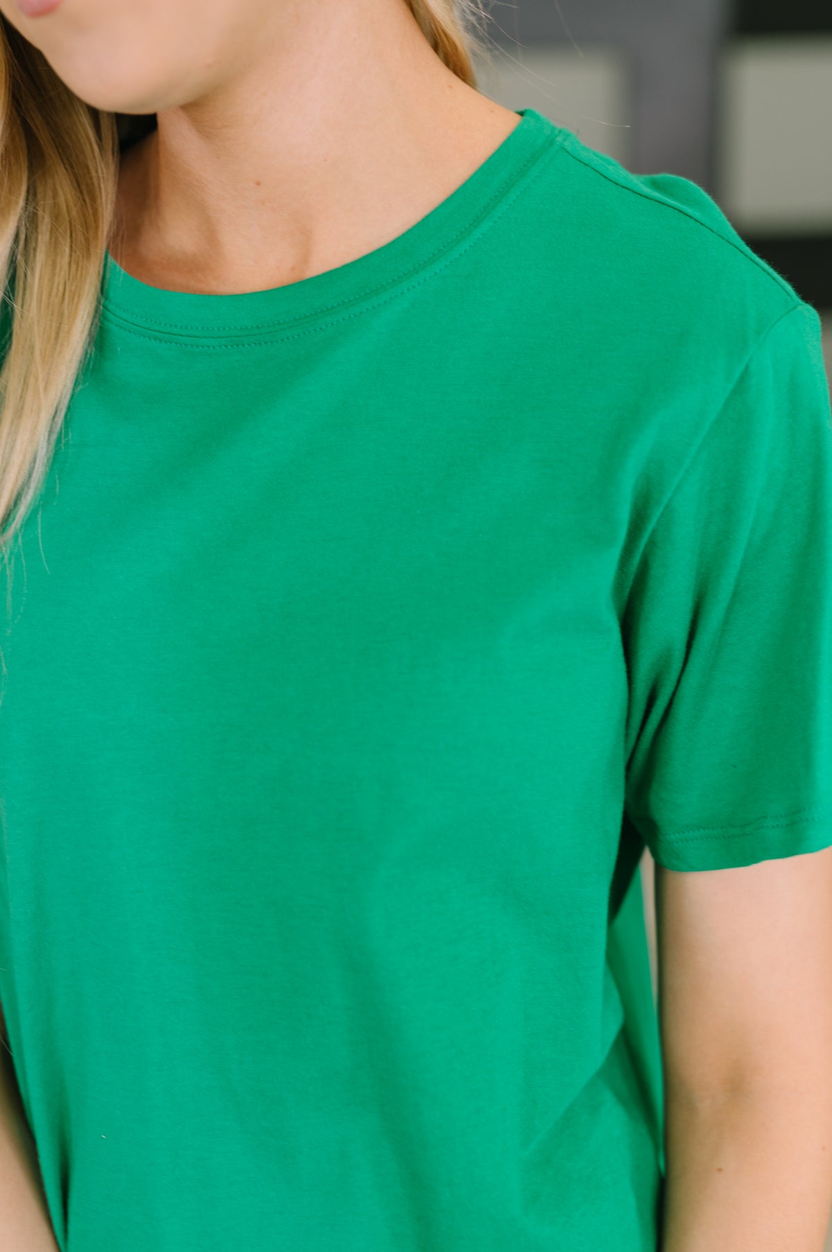 Rest Assured Basic Relaxed Tee in Kelly Green - 6/17/2026