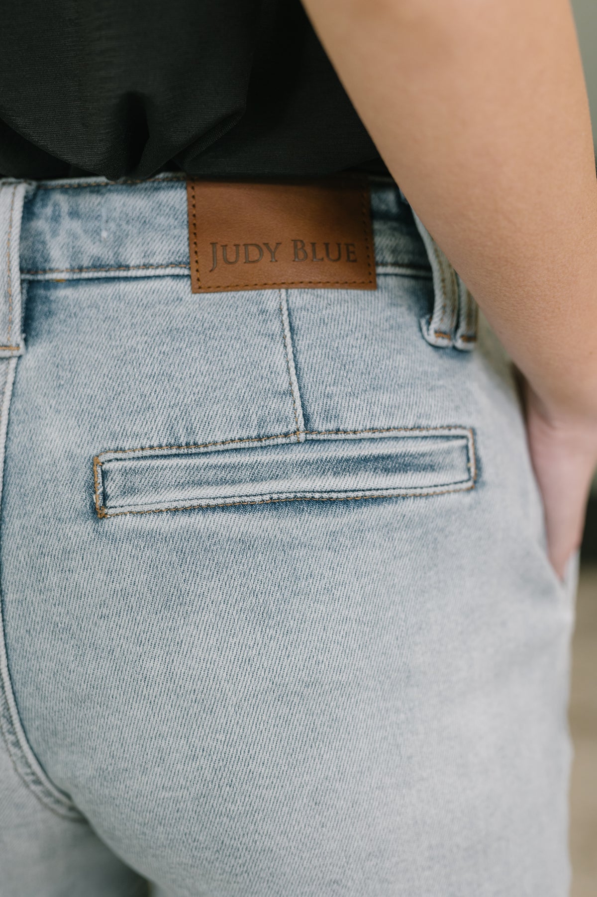 Scarlett High Waist Trouser Short - 3/11/2026