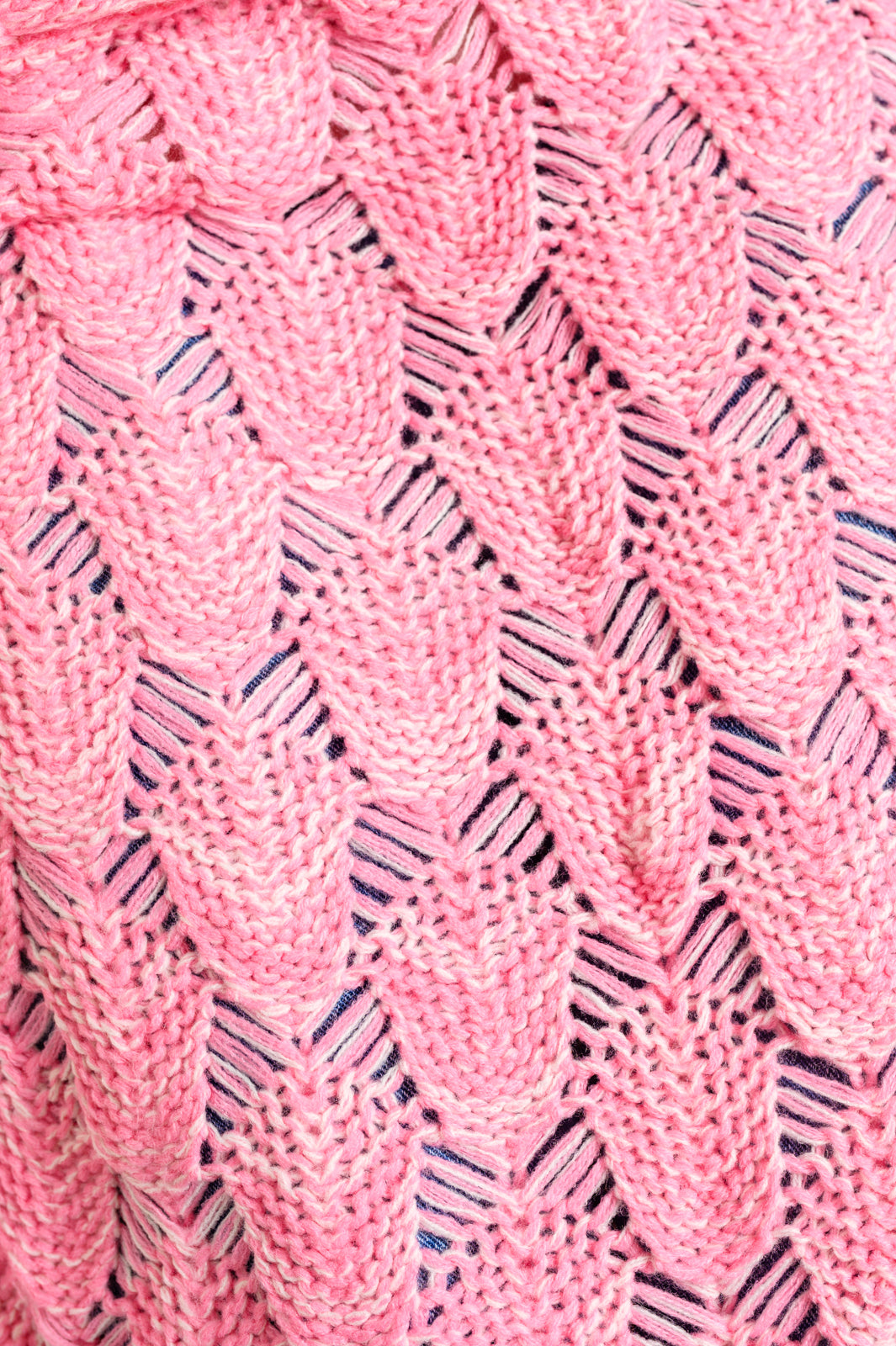 Seaside Magic Chenille Mermaid Tail In Pink - 11/24/2023