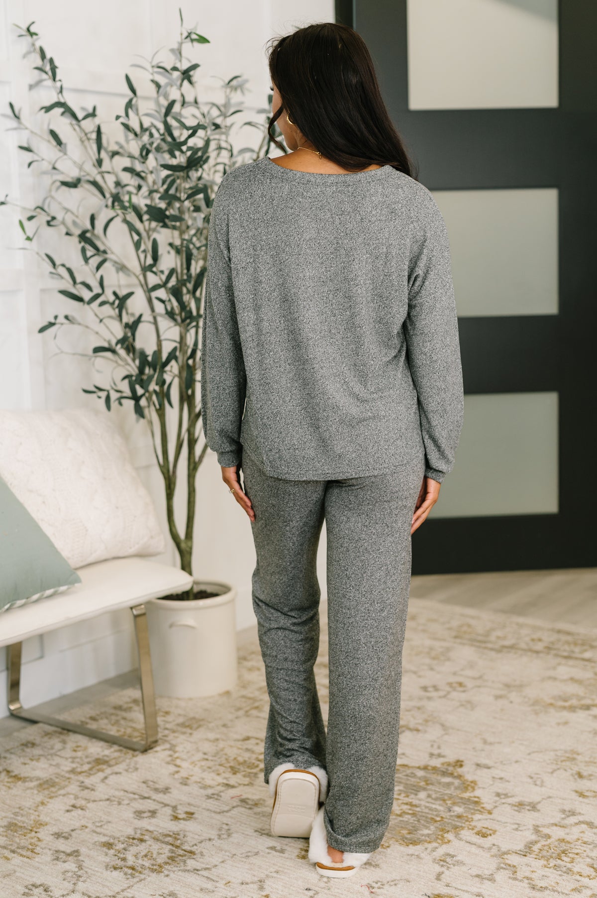 Seasonal Snooze Top and Bottom Set in Black - 11/26/2025