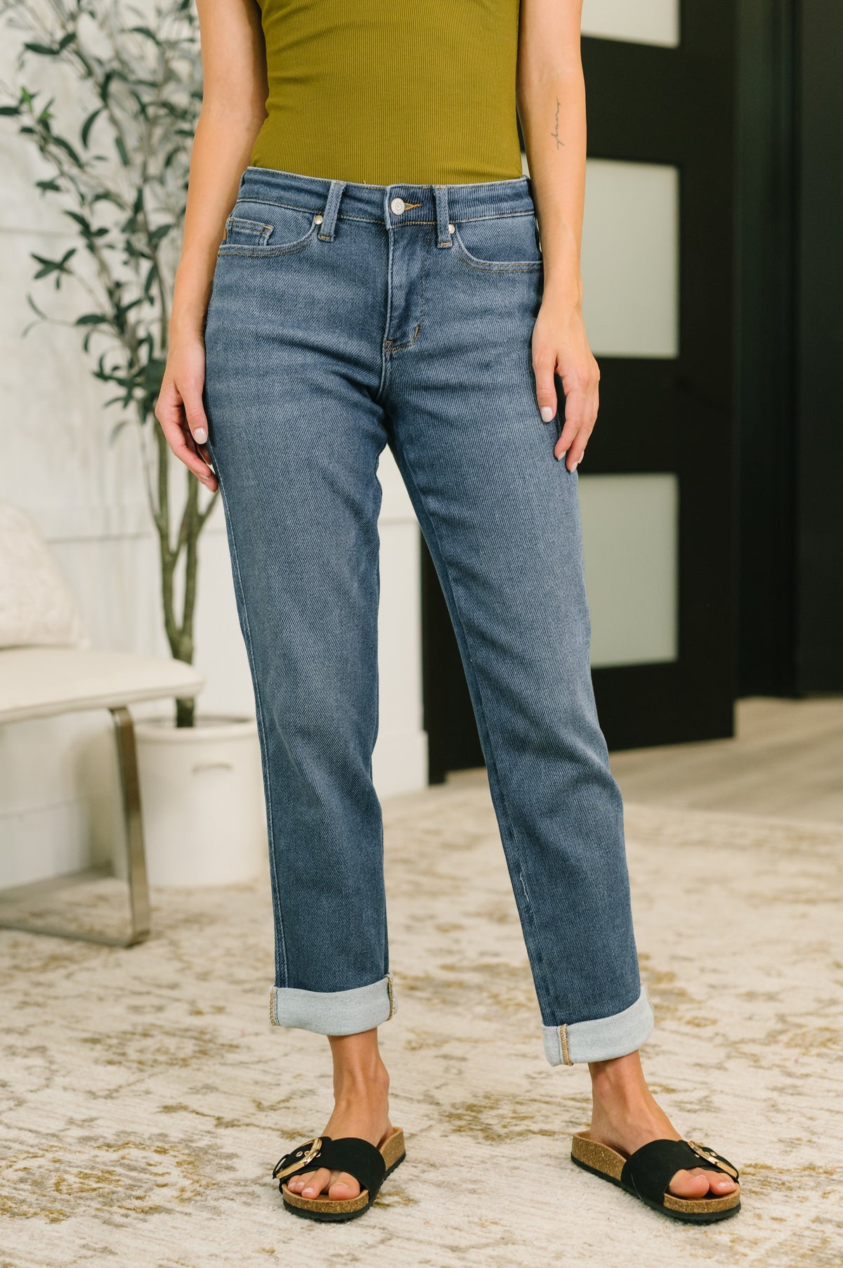 Shane Mid Rise Billie Boyfriend Jean in Dark Cozy Indigo - 7/8/2026