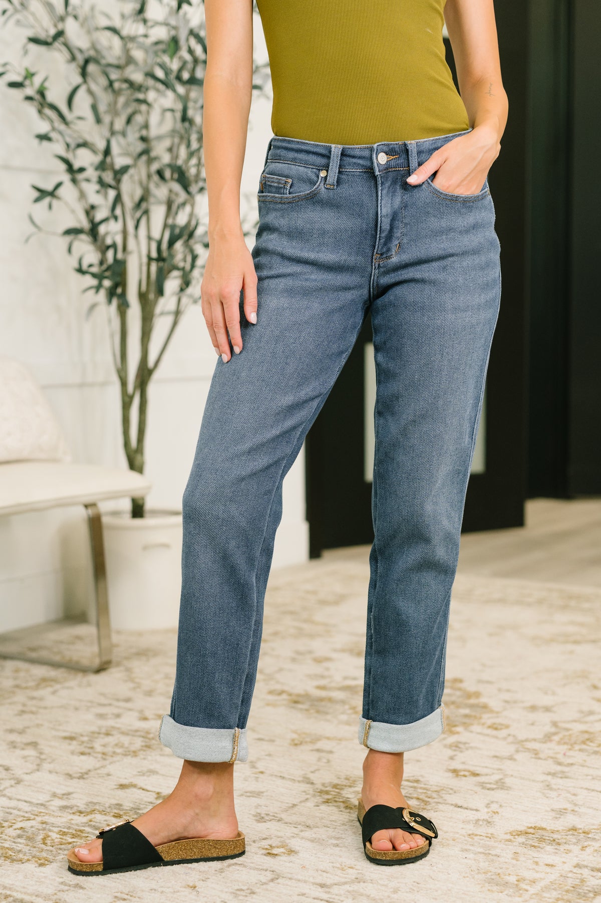Shane Mid Rise Billie Boyfriend Jean in Dark Cozy Indigo - 7/8/2026