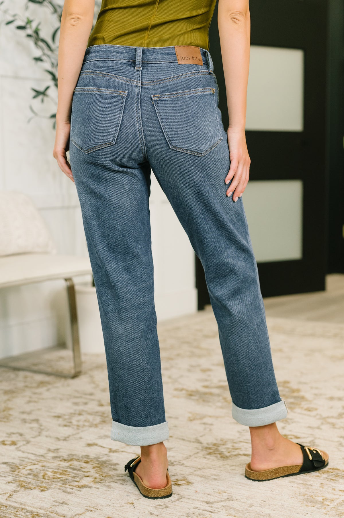 Shane Mid Rise Billie Boyfriend Jean in Dark Cozy Indigo - 7/8/2026