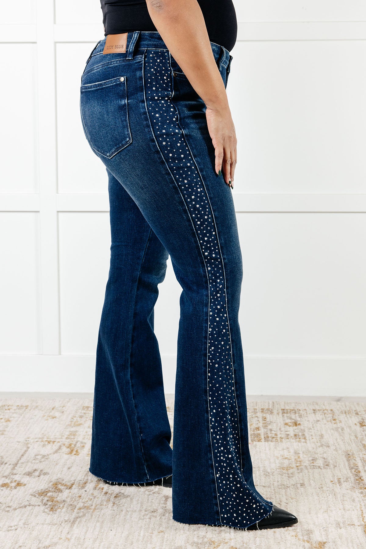 Shannon Mid Rise Rhinestone Detail Flare Jeans - 12/26/2024