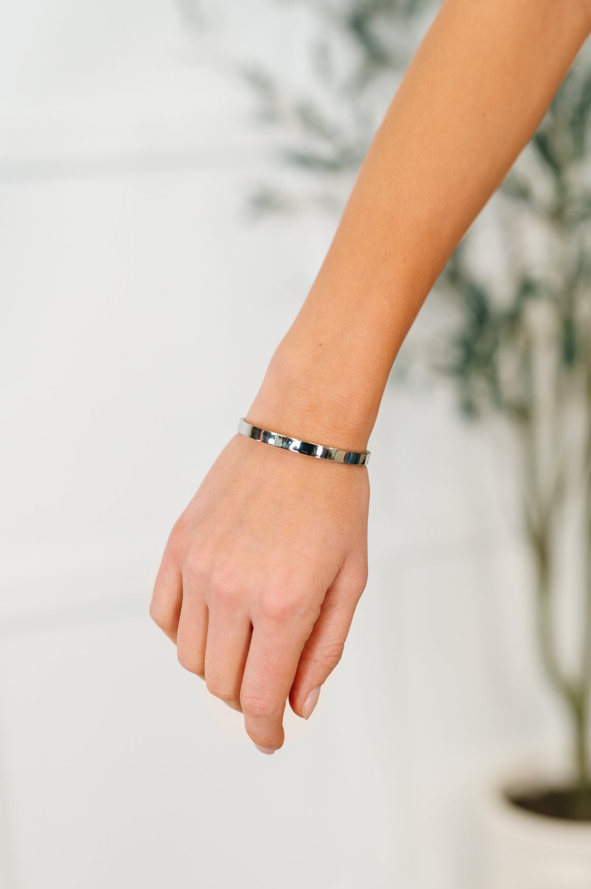 Shelby Classic Silver Bangle - 11/7/2025