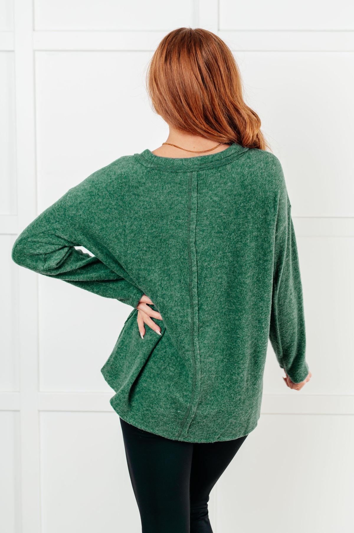 Simple Silhouette Brushed Hacci Sweater in Dark Green - 12/11/2024