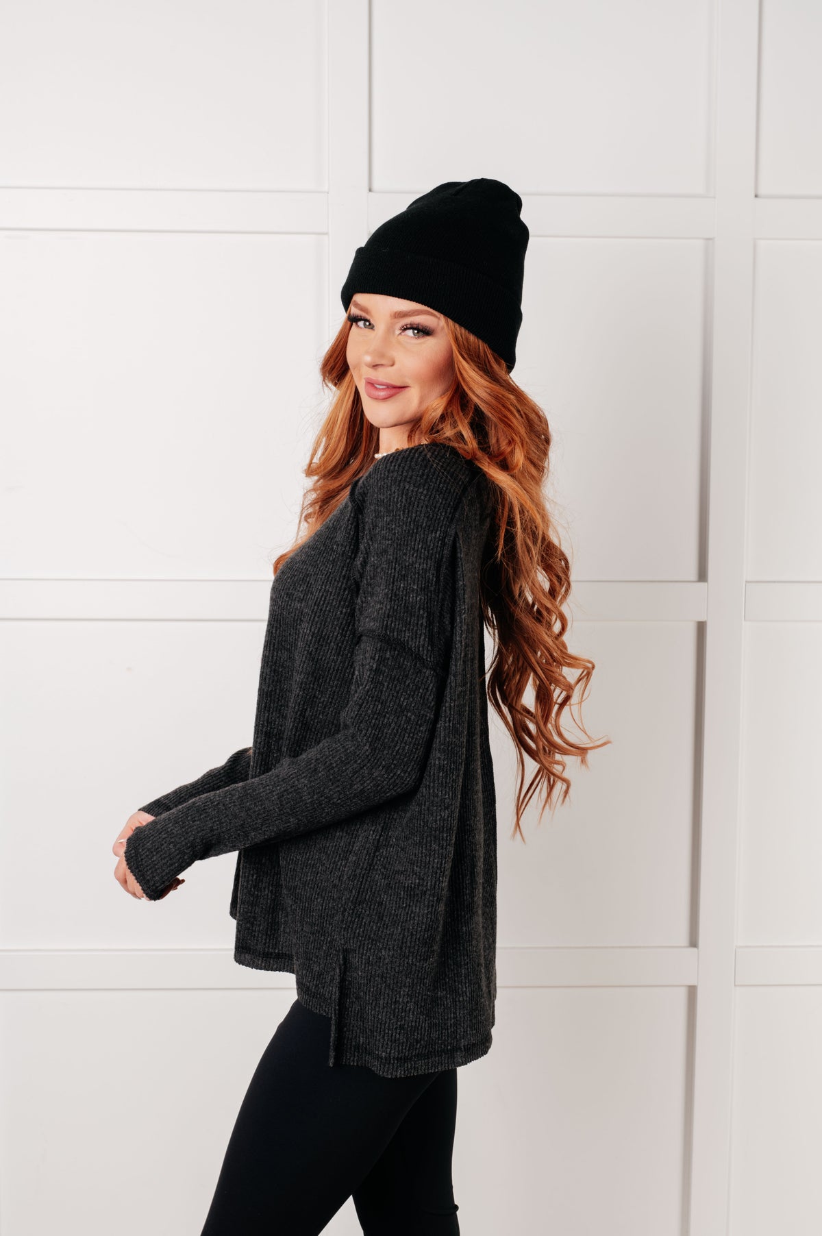 Simply Basic Ribbed Hacci Sweater in Black - 1/22/2025