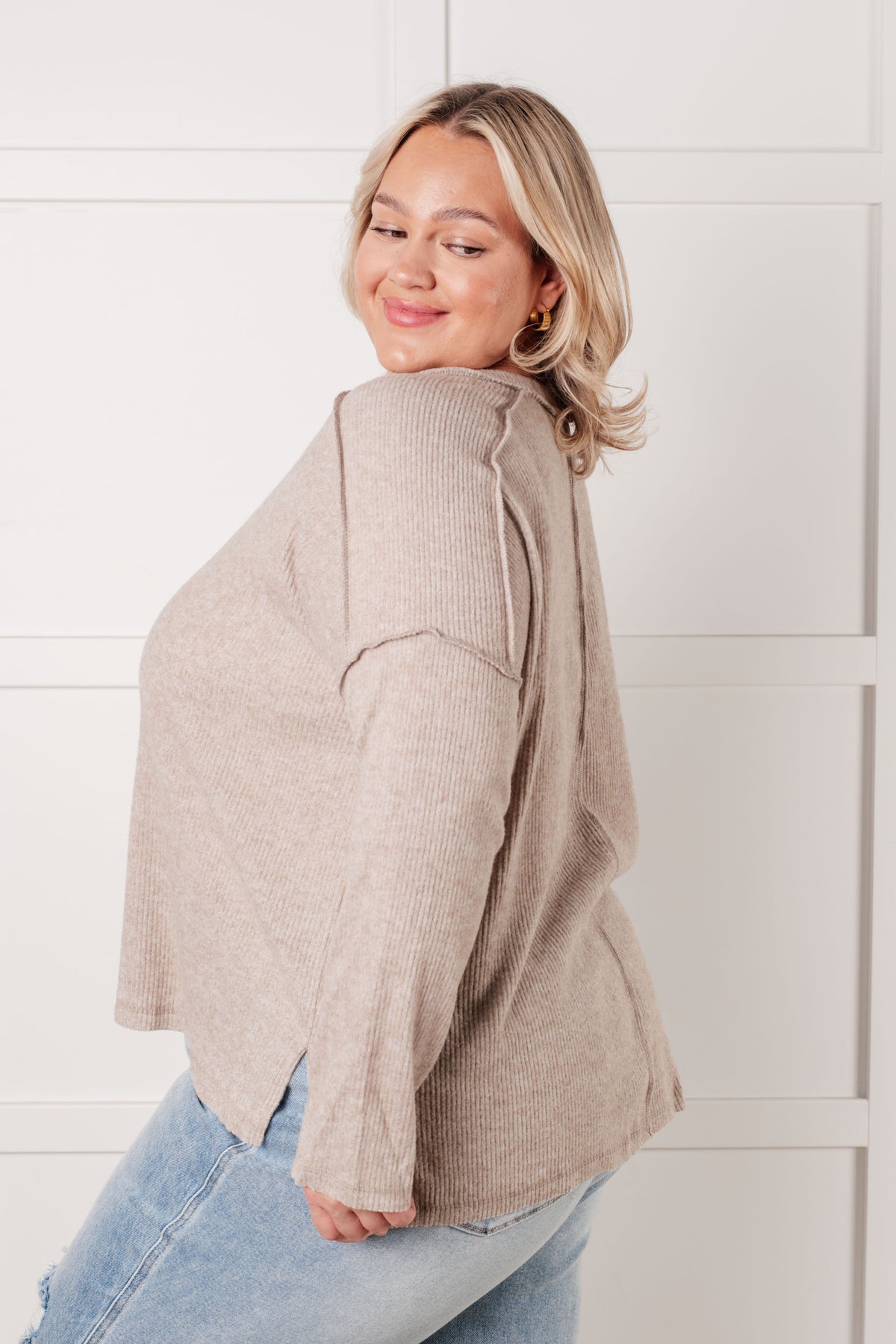 Simply Basic Ribbed Hacci Sweater in H Mocha - 1/22/2025