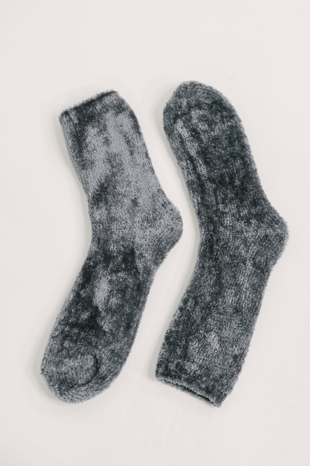 Soft Form Luxury Chenille Socks in Charcoal - 11/13/2026