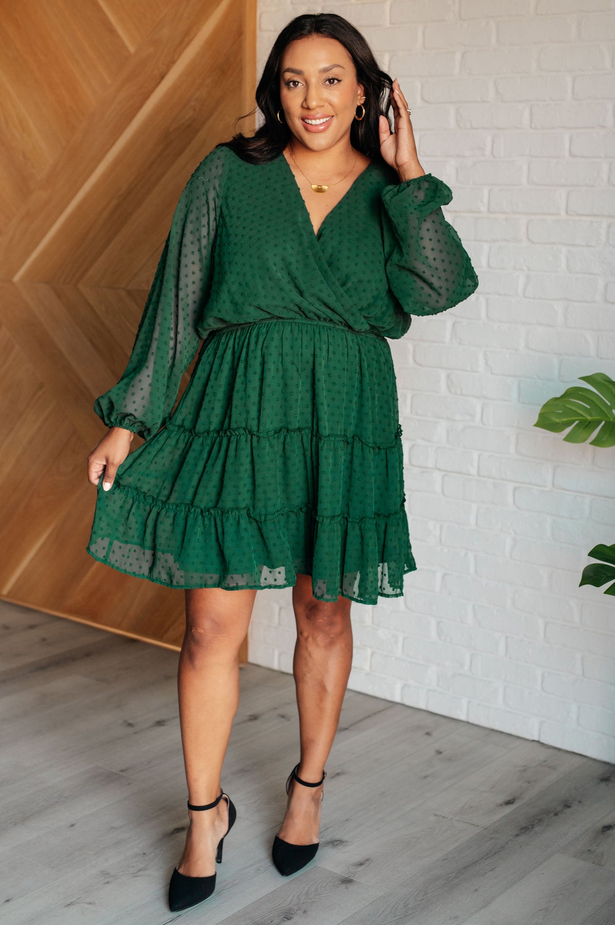 Starlit Glow V-Neck Tiered Dress in Hunter Green - 10/24/2024