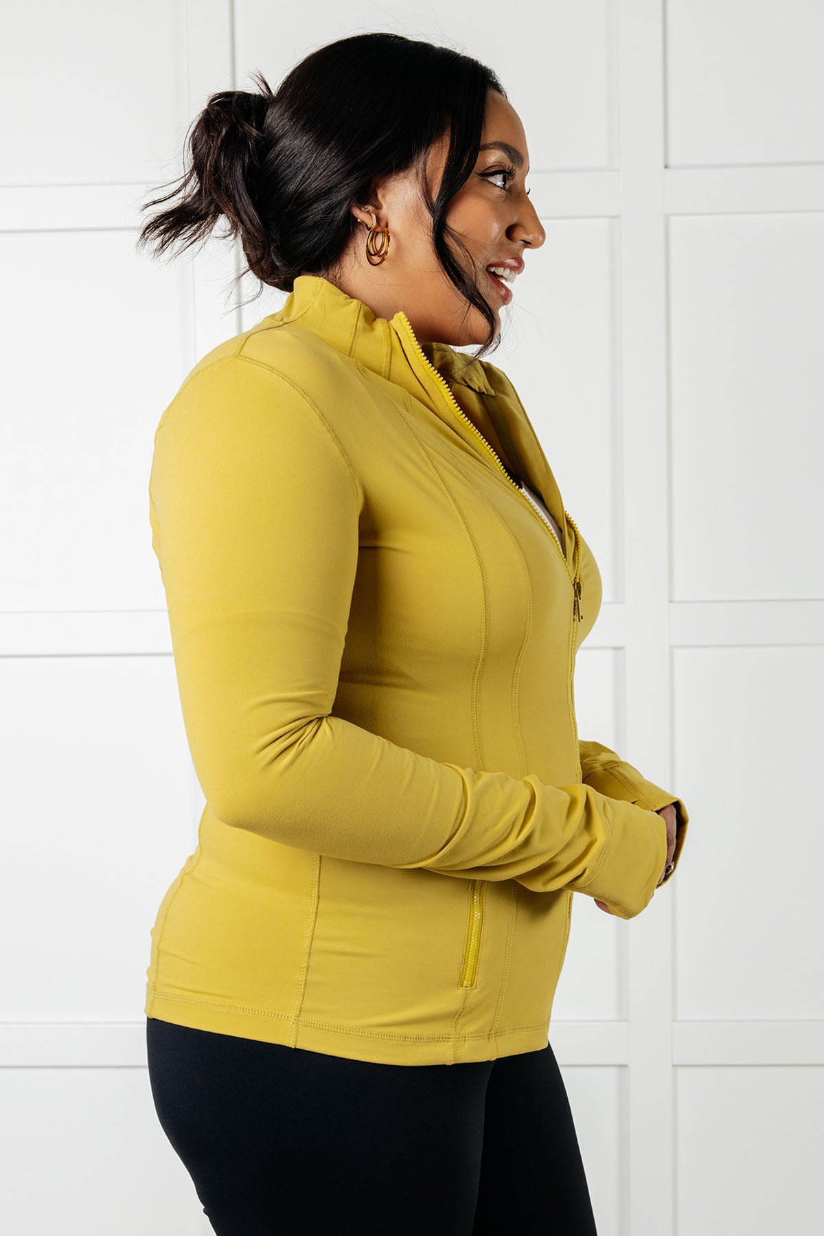 Staying Swift Activewear Jacket in Yellow Pear - 1/2/2025