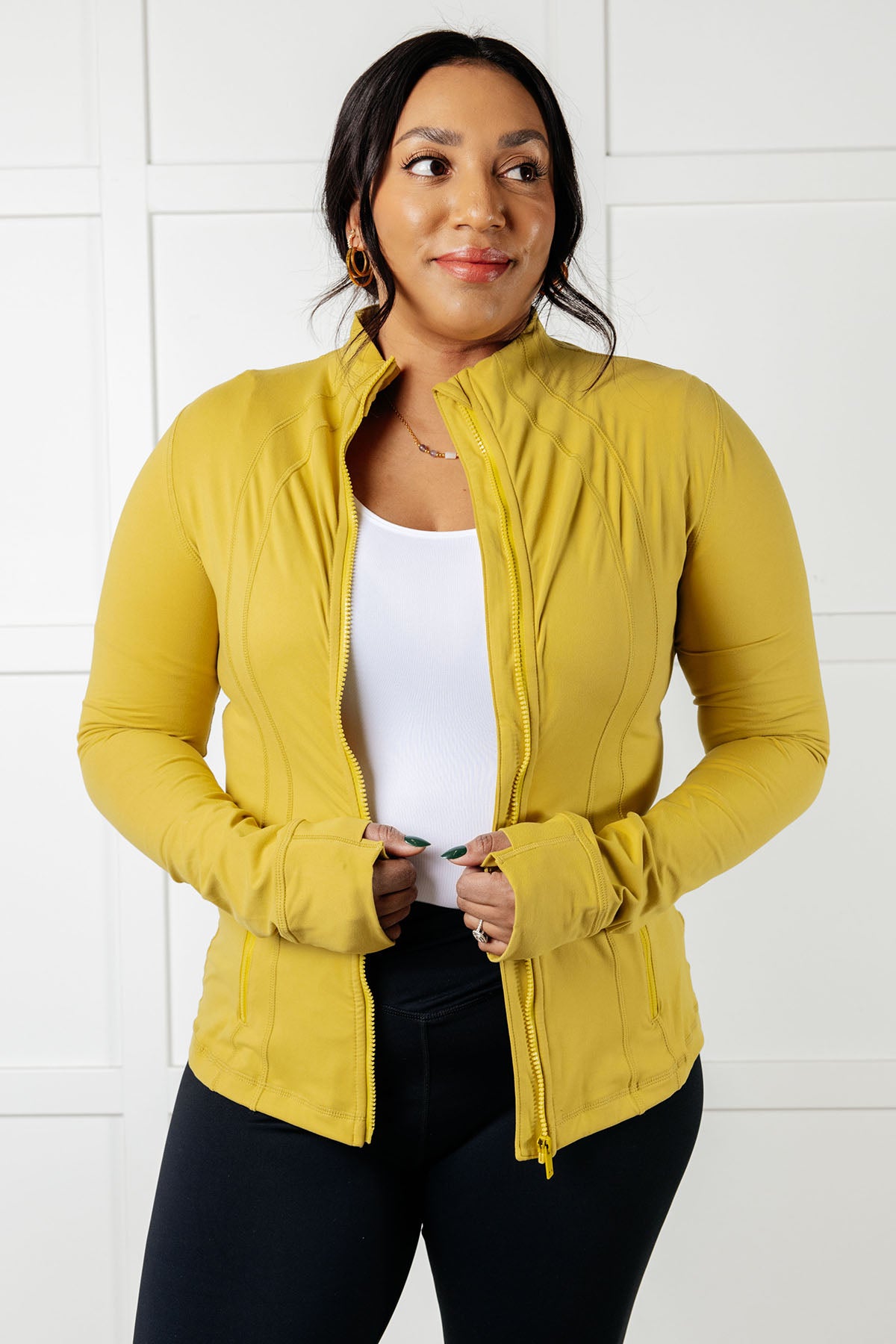 Staying Swift Activewear Jacket in Yellow Pear - 1/2/2025