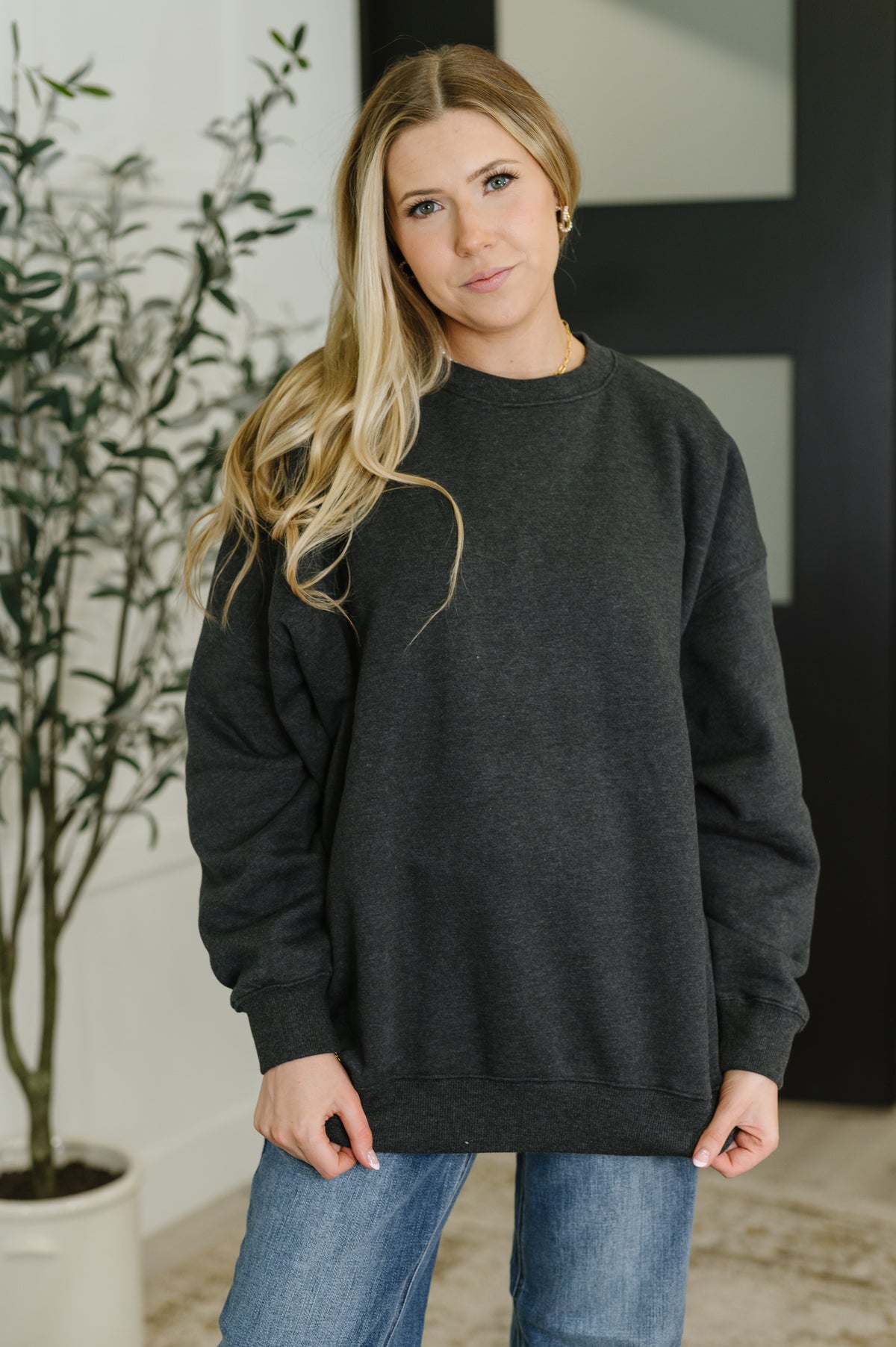 Sunday Snug Relaxed Pullover in Charcoal - 8/13/2025