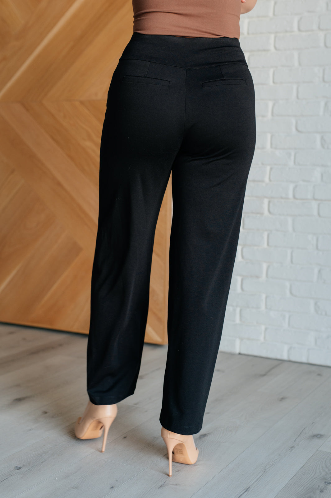 Magic Wide Leg Pants in Black - 10/24/2024