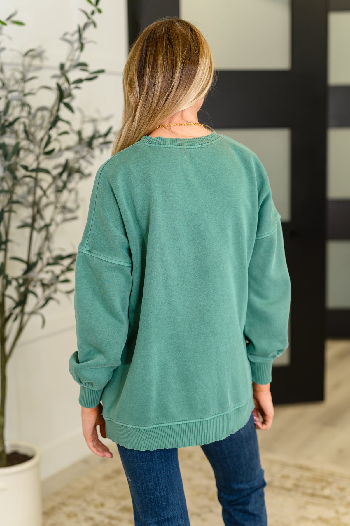 Talk Cozy to Me Stepped Hem Pullover in Dark Green - 8/27/2025